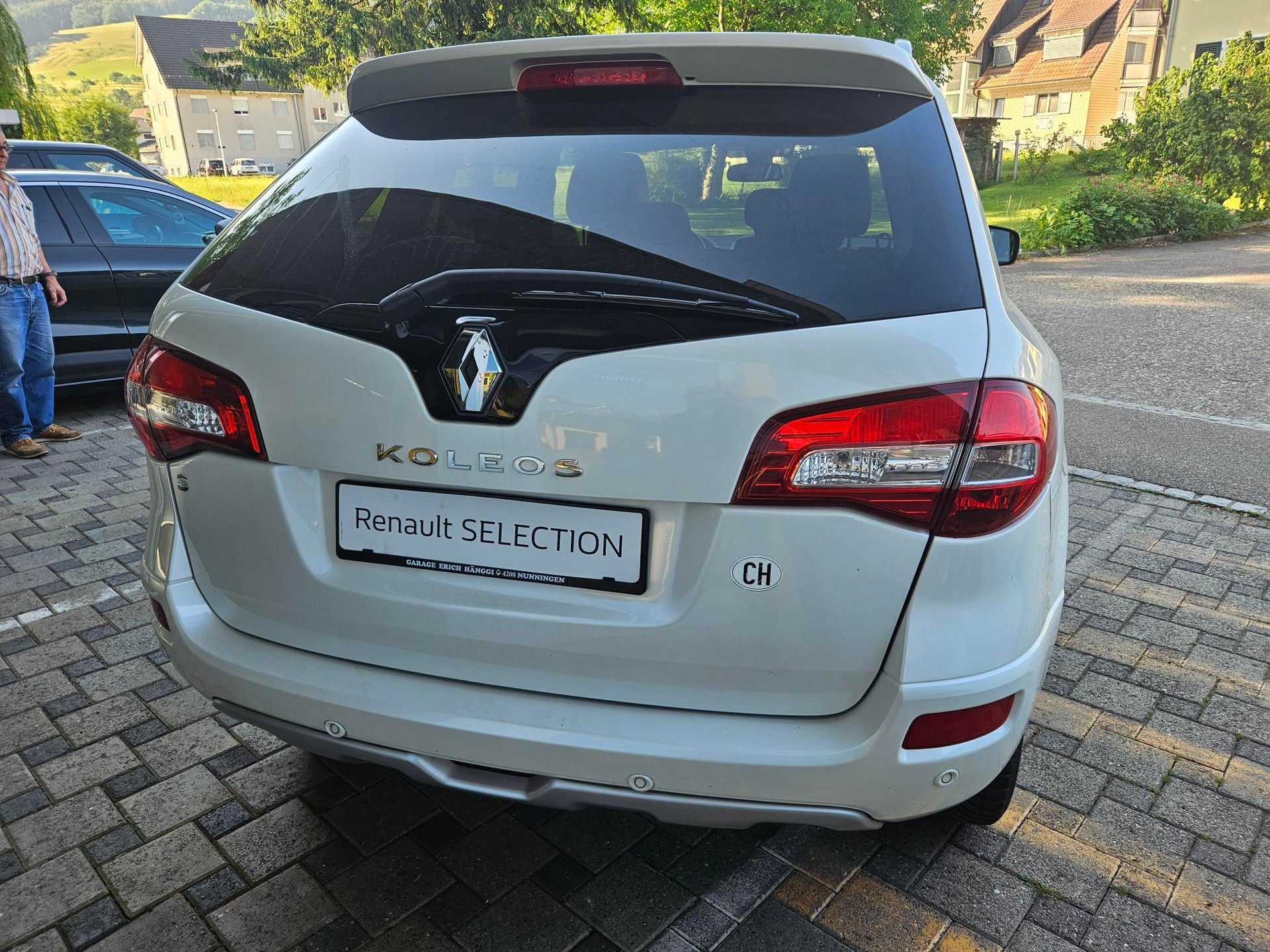 RENAULT Koleos 2.0 dCi Exception 4x4 Automatic-image-4
