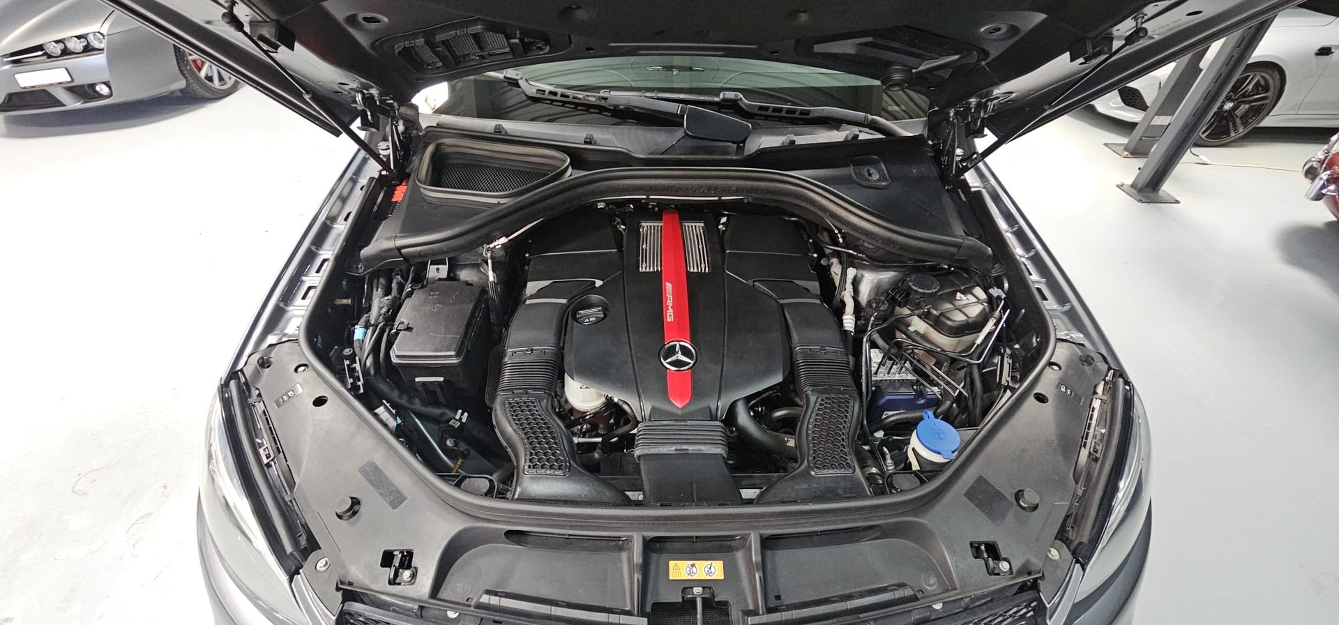 MERCEDES-BENZ GLE 43 AMG 4Matic 9G-Tronic-image-8