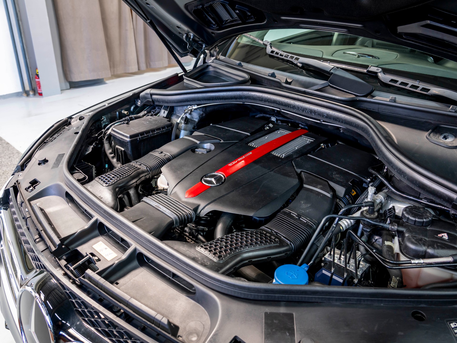 MERCEDES-BENZ GLE 43 AMG 4Matic 9G-Tronic-image-28