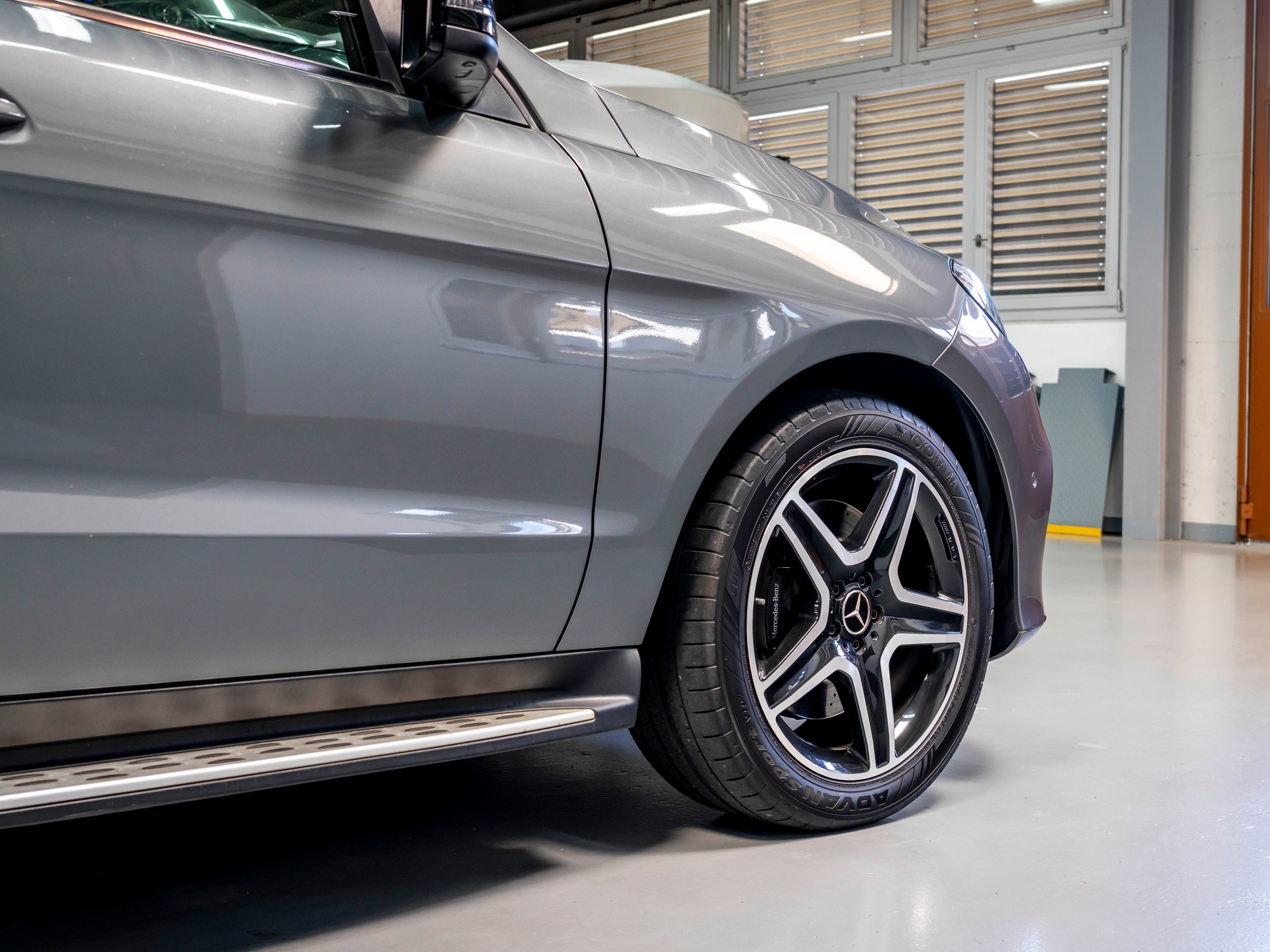 MERCEDES-BENZ GLE 43 AMG 4Matic 9G-Tronic-image-12