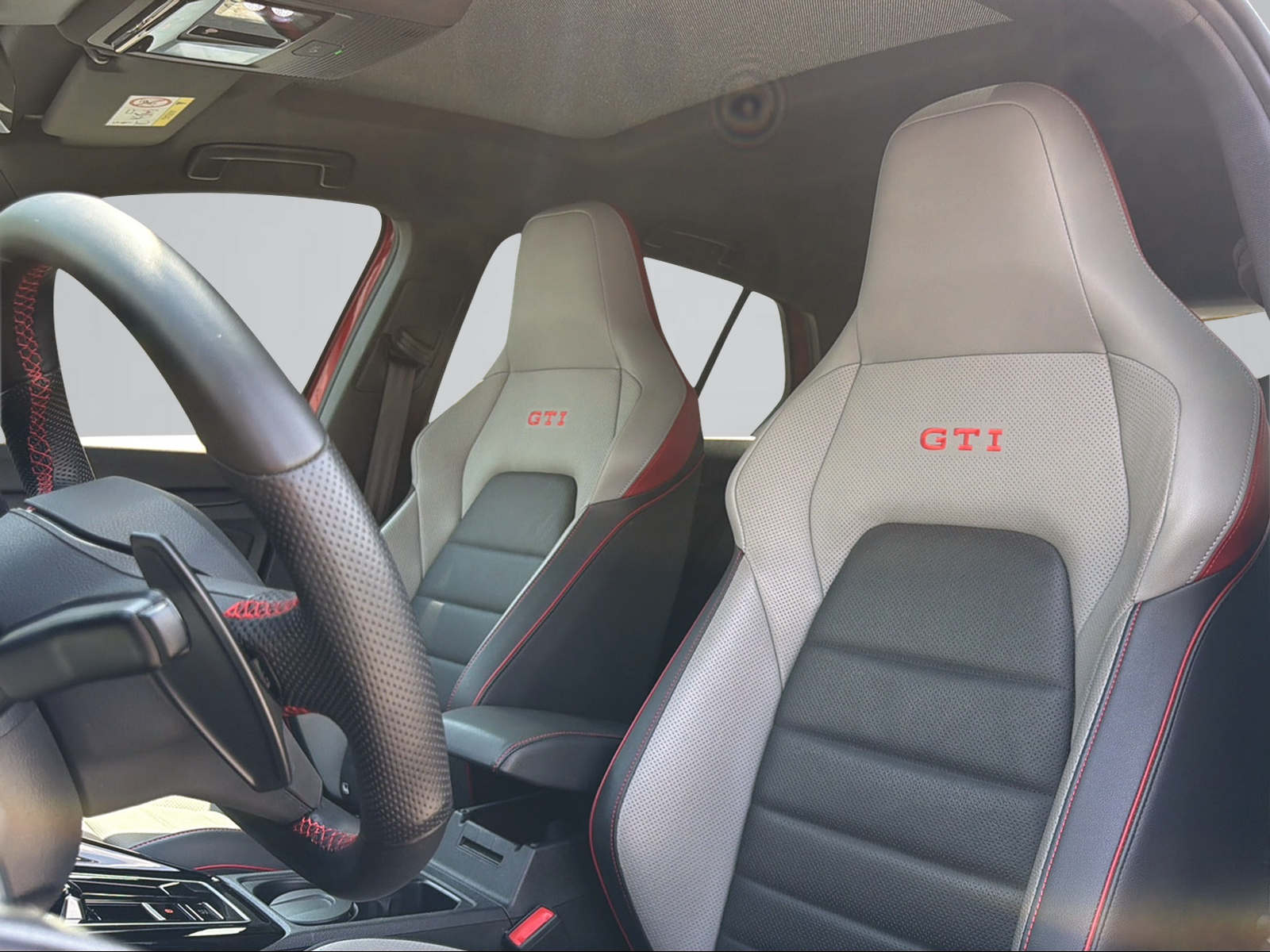 VW Golf 2.0 TSI GTI DSG-image-11