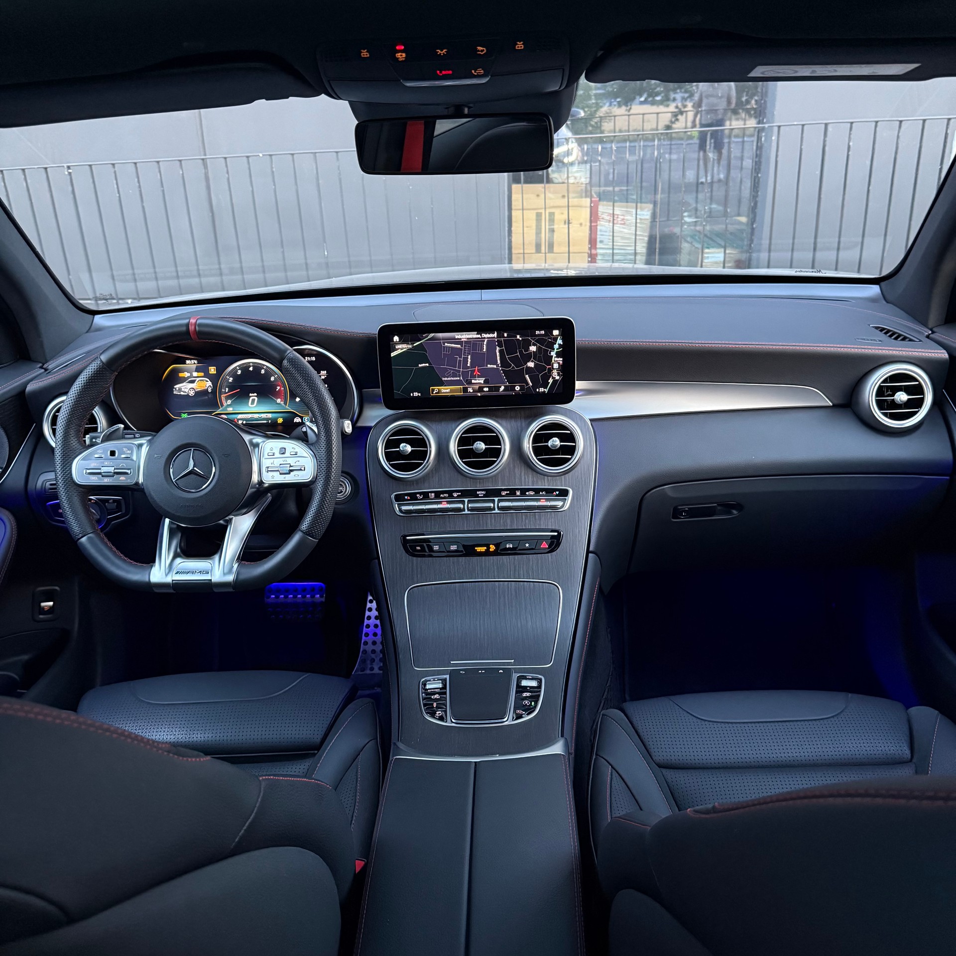 MERCEDES-BENZ GLC 43 AMG 4Matic 9G-Tronic Swiss-image-7