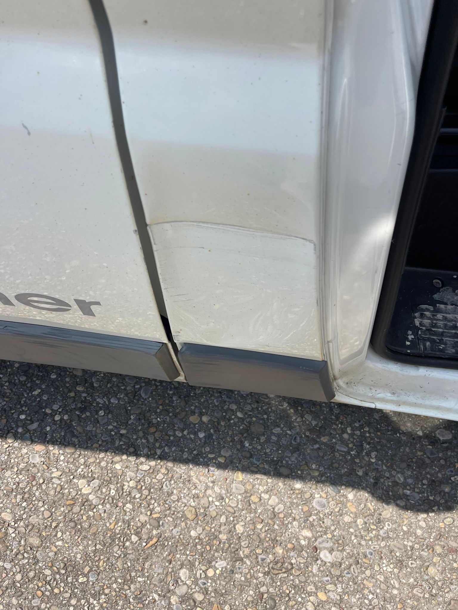 CITROEN Jumper 30 2.2 e-HDi 130 Confort L1H1-image-11