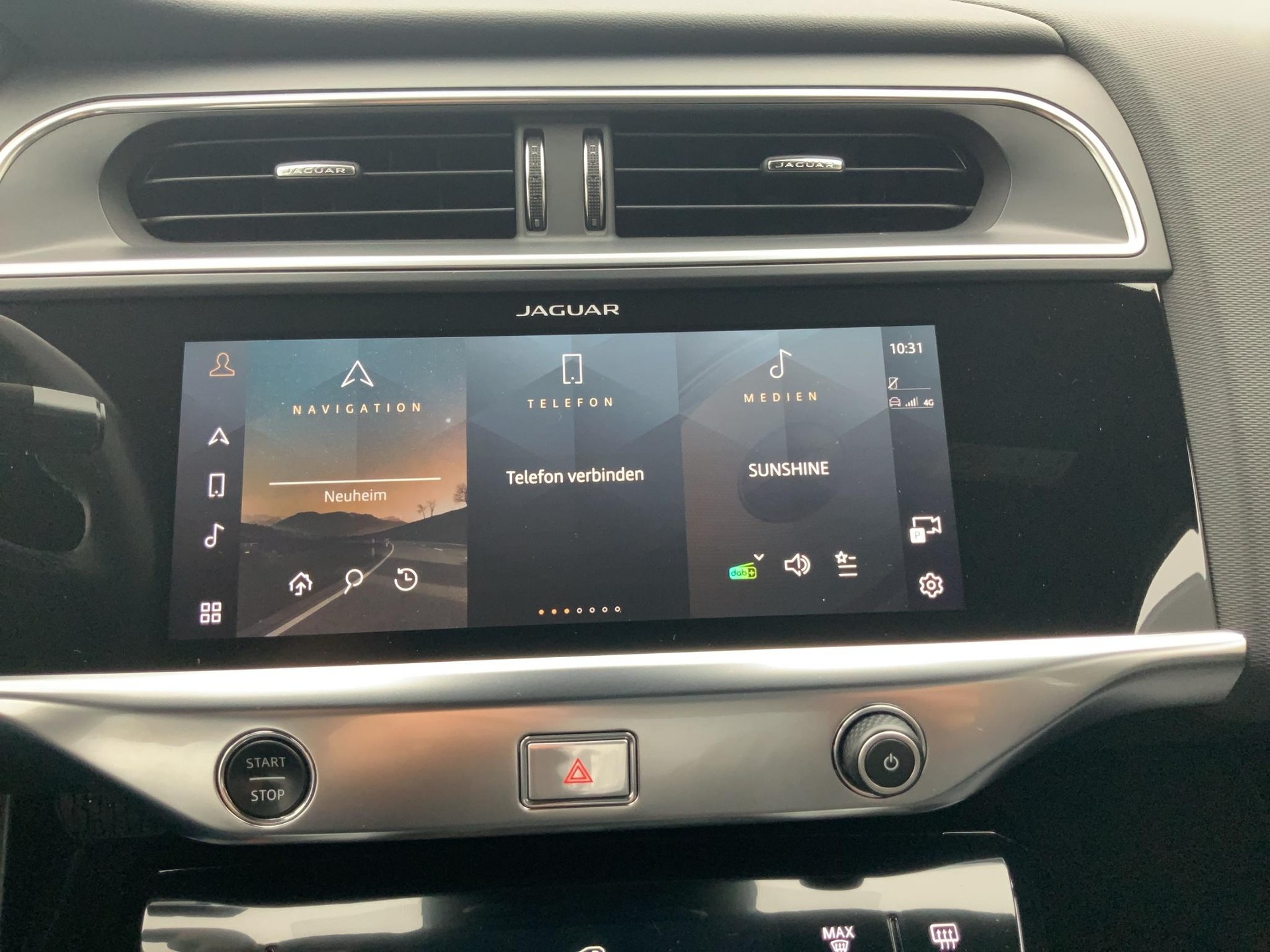 JAGUAR I-Pace EV400 HSE AWD-image-15