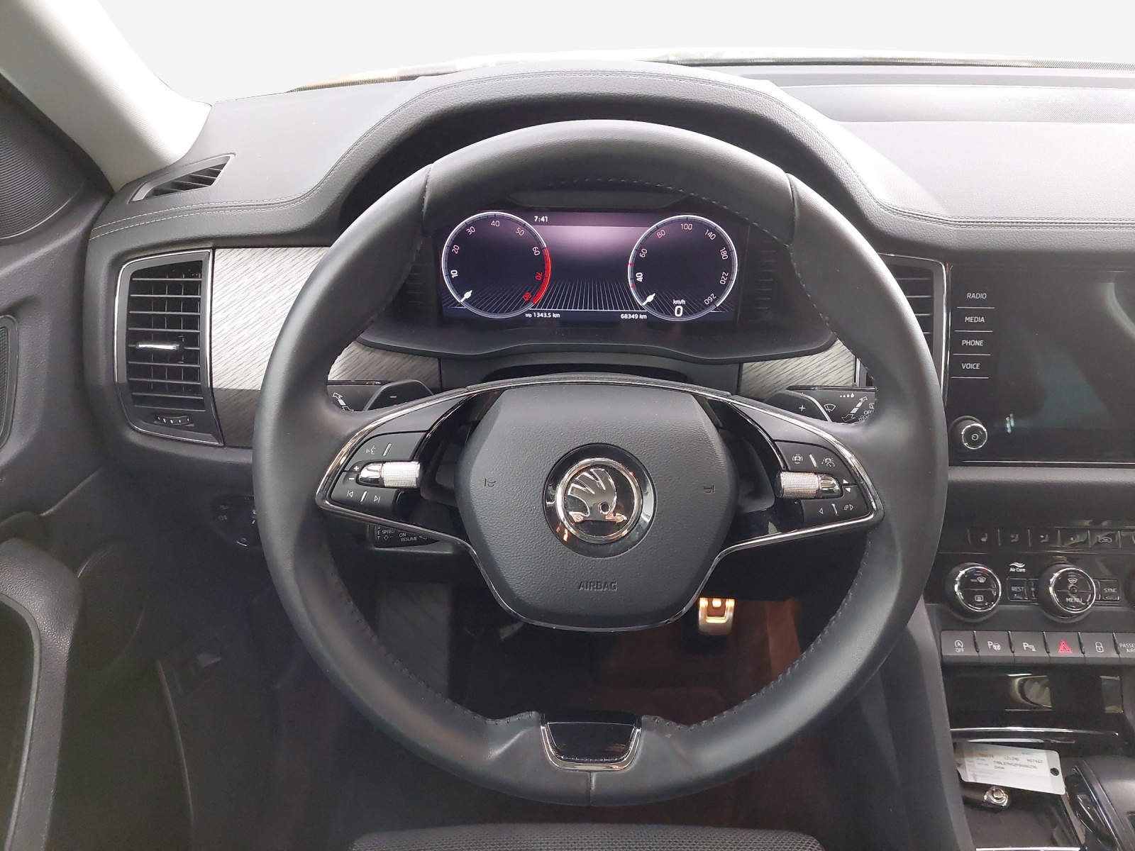 SKODA Kodiaq 2.0 TSI 4x4 Style-image-9