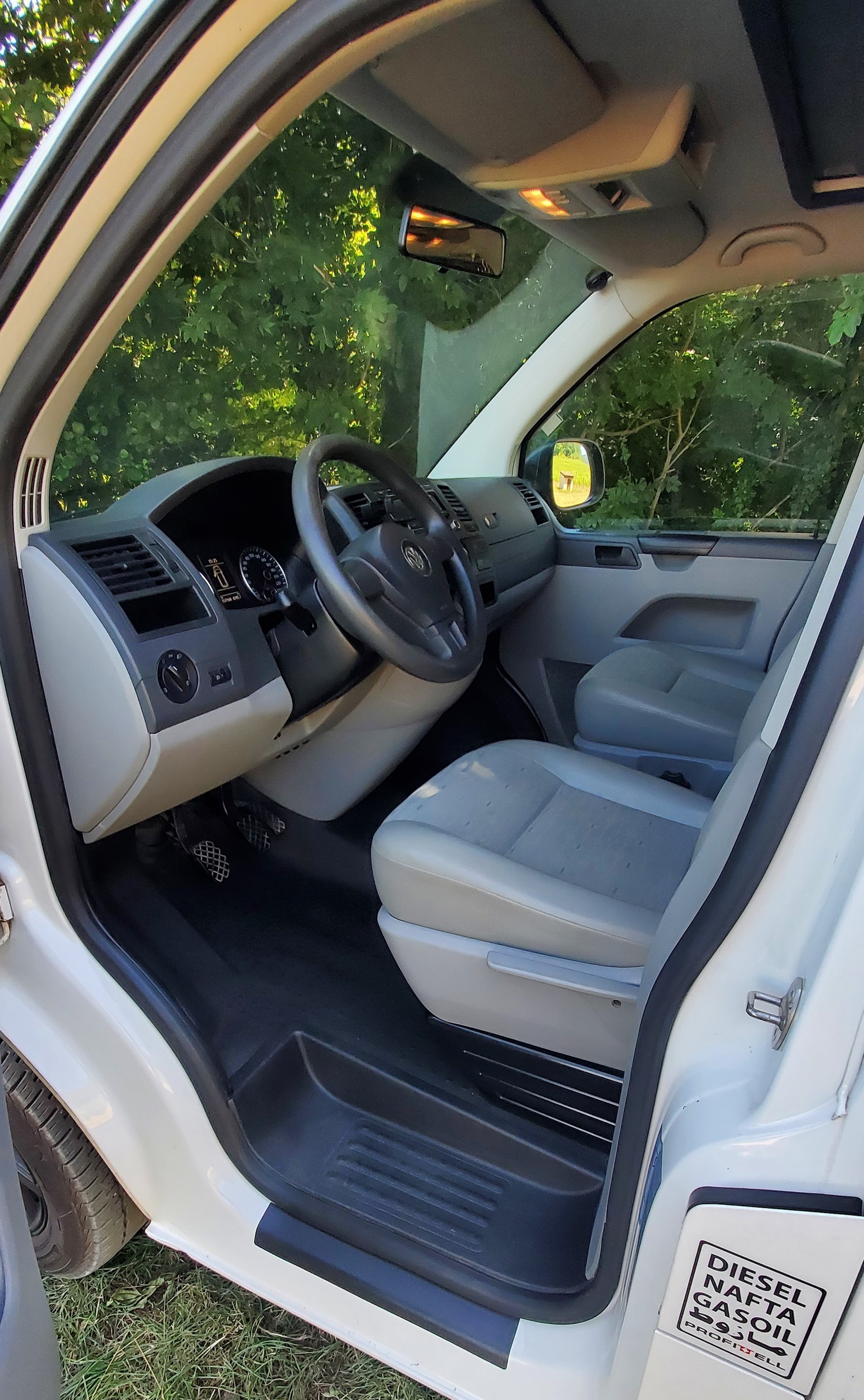 VW 2.0 TDI 4 Motion, long-image-3