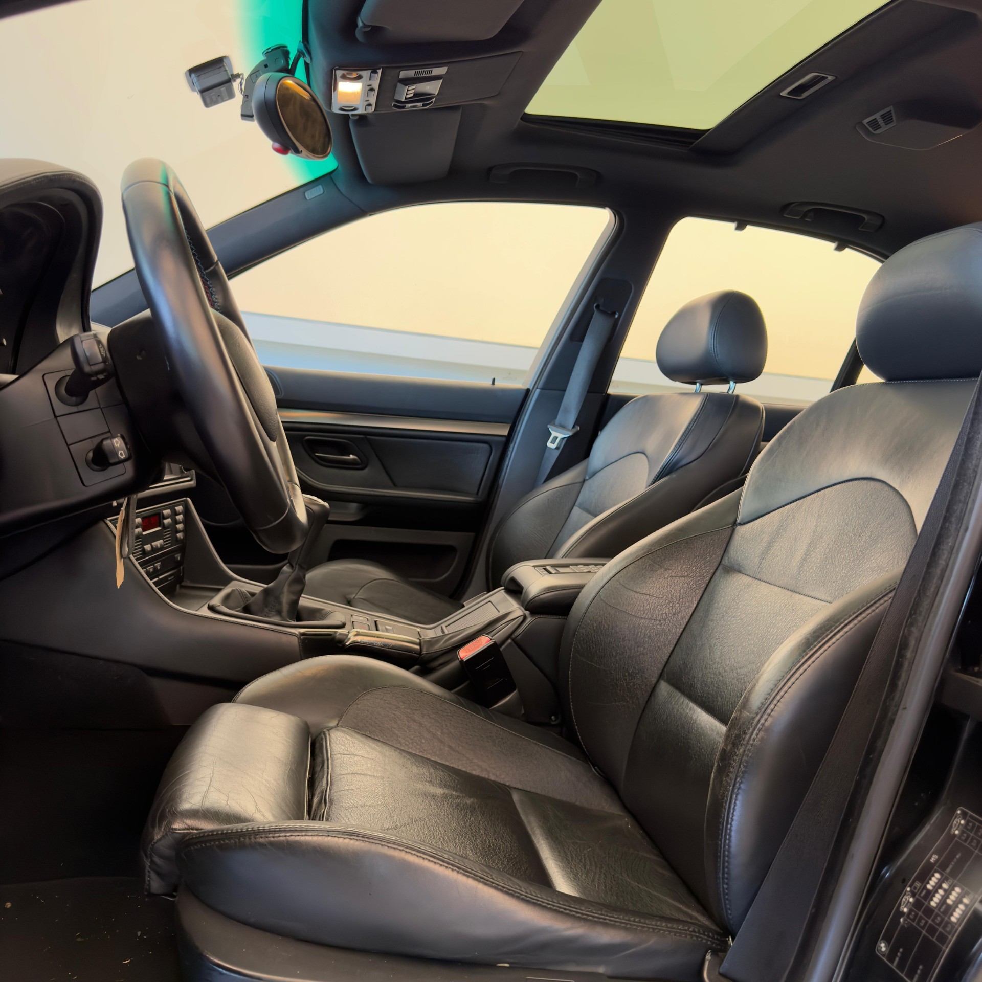 BMW M5-image-7