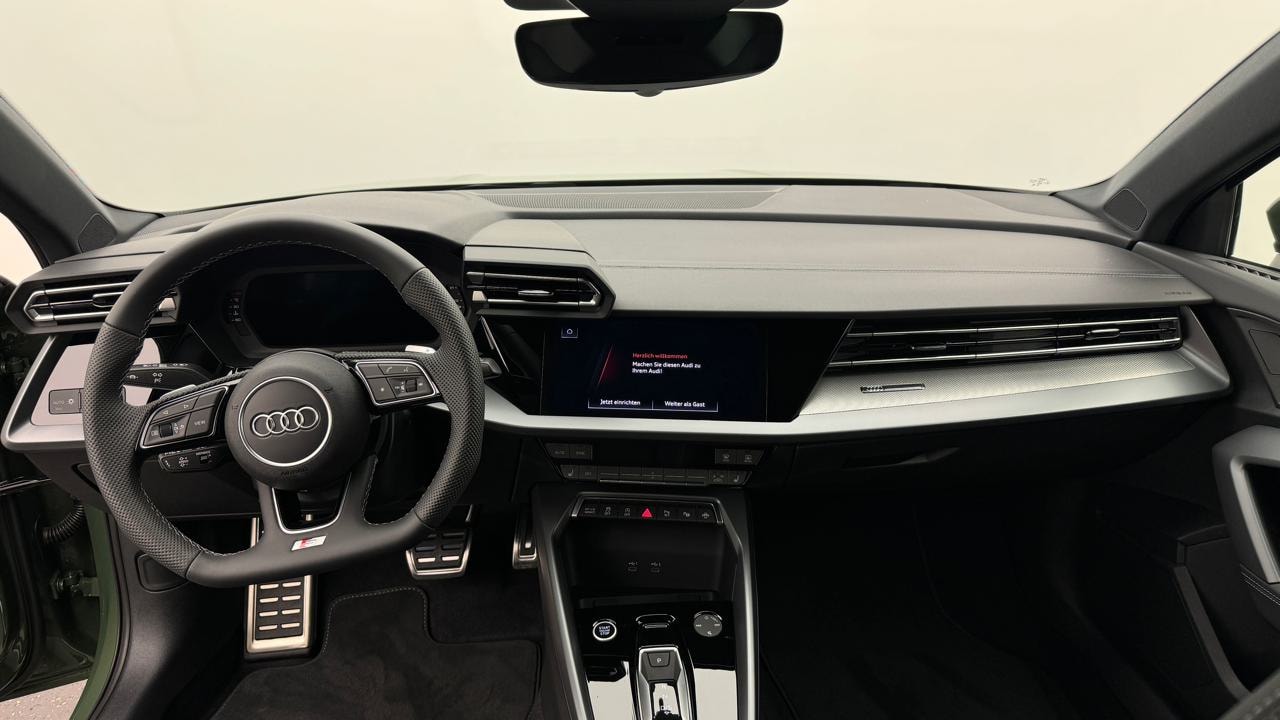 AUDI A3 Sportback TFSI 110 kW S line S tronic-image-5