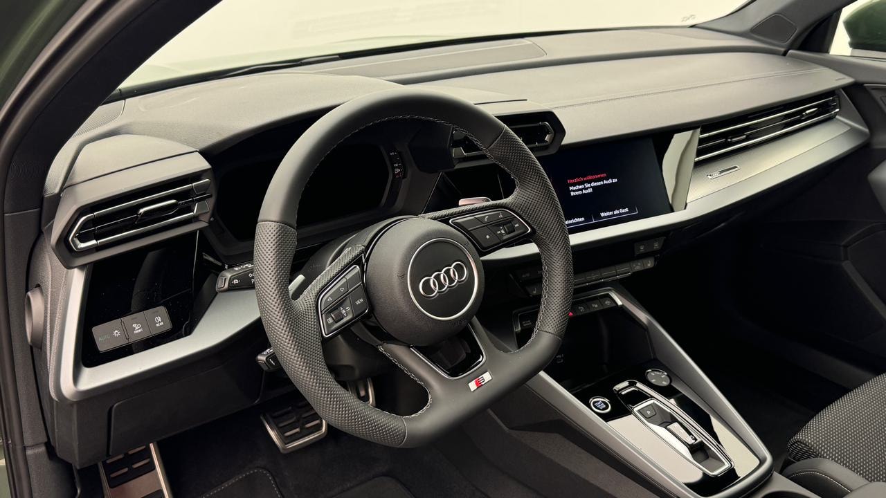 AUDI A3 Sportback TFSI 110 kW S line S tronic-image-6