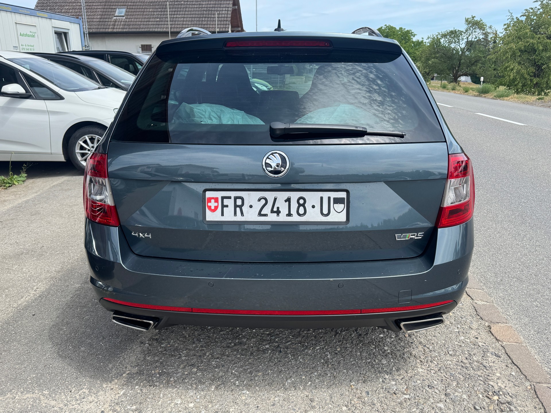 SKODA Octavia Combi 2.0 TDI RS 4x4 DSG-image-3