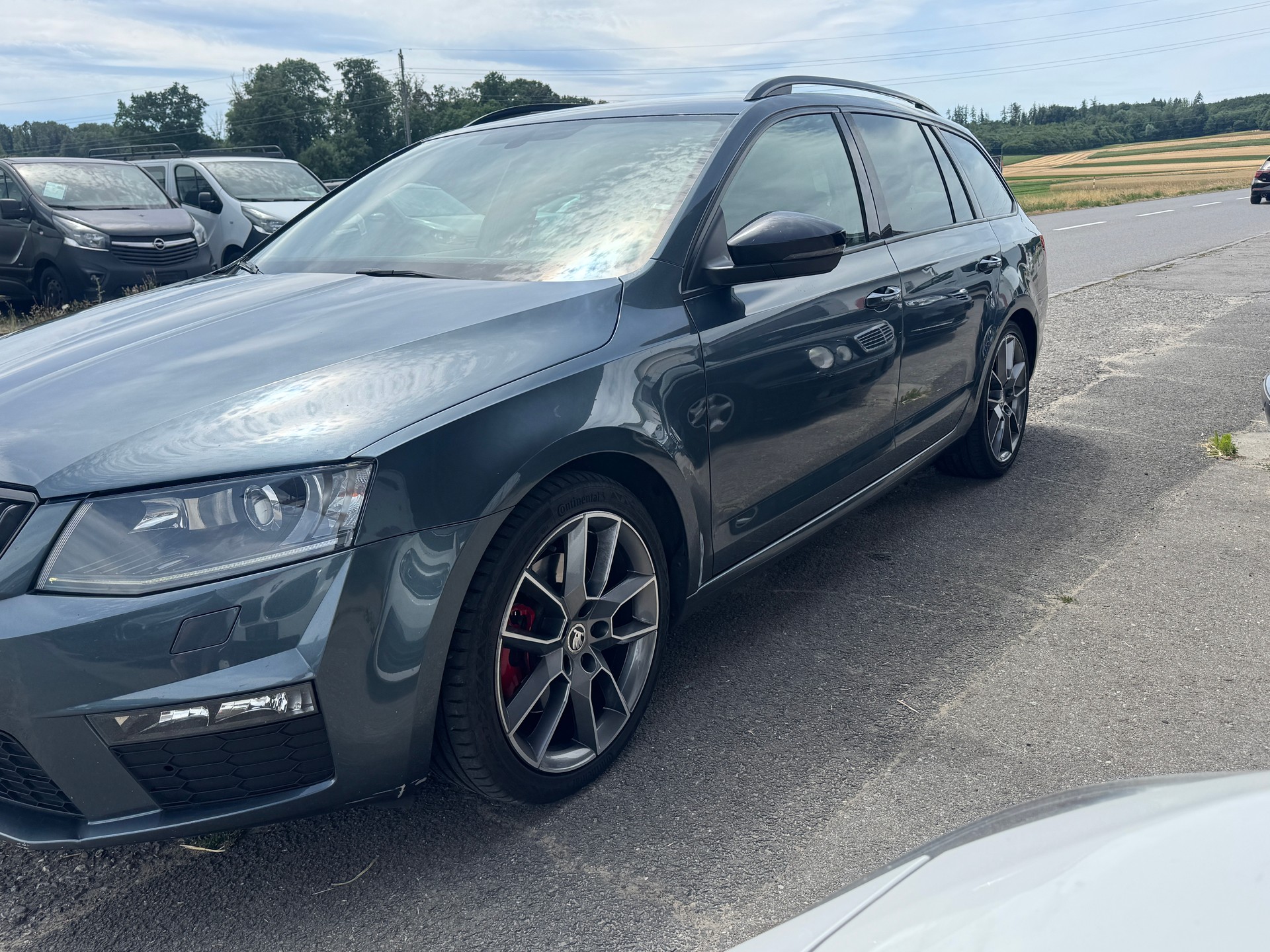 SKODA Octavia Combi 2.0 TDI RS 4x4 DSG-image-1