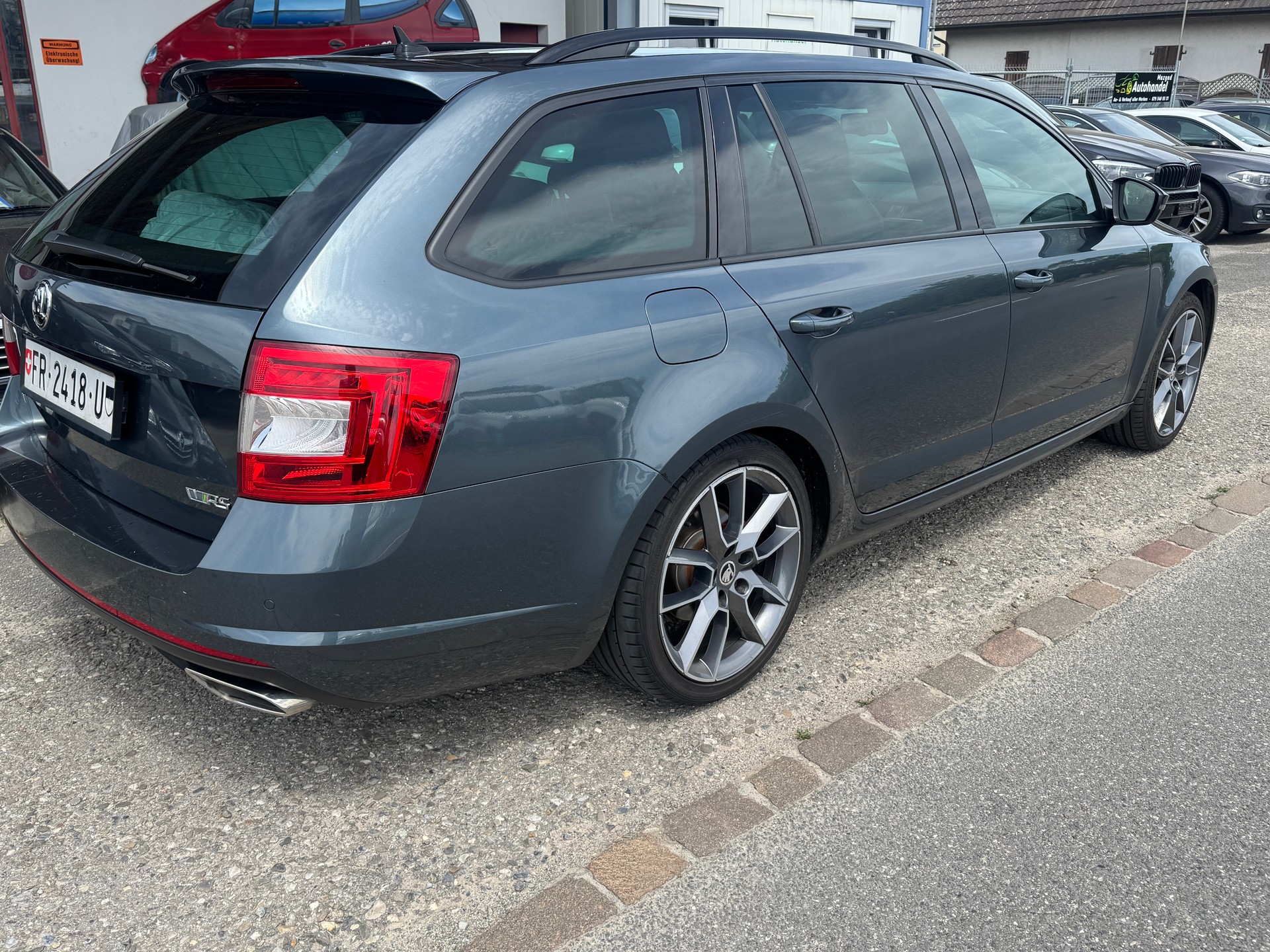 SKODA Octavia Combi 2.0 TDI RS 4x4 DSG-image-5