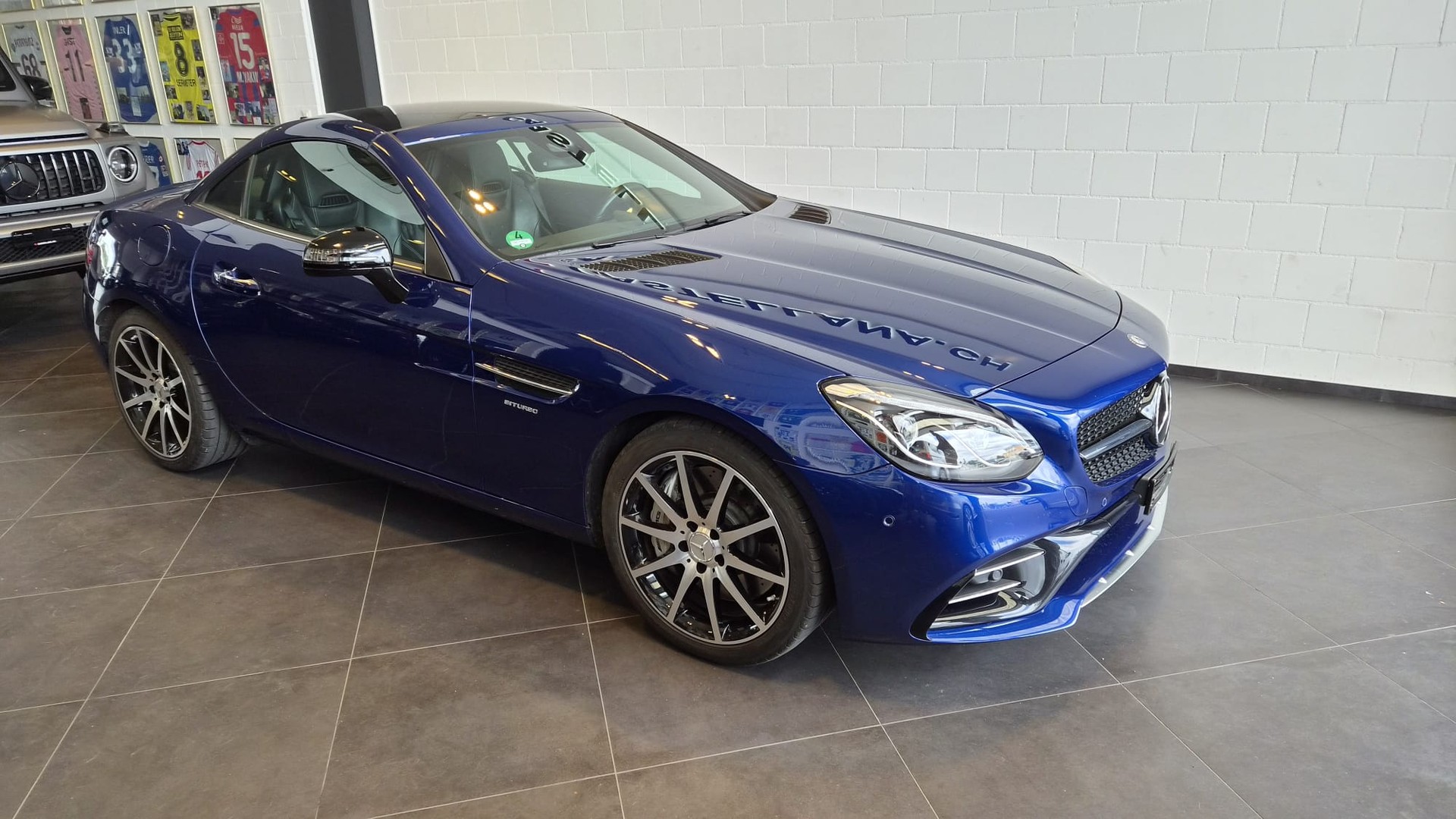 MERCEDES-BENZ SLC 43 AMG 9G-Tronic-image-2