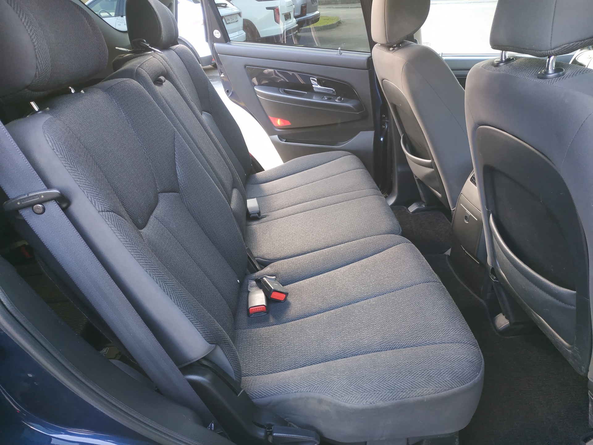 KGM-SsangYong Rexton RX220 e-XDi Quartz 4WD Automatic-image-17