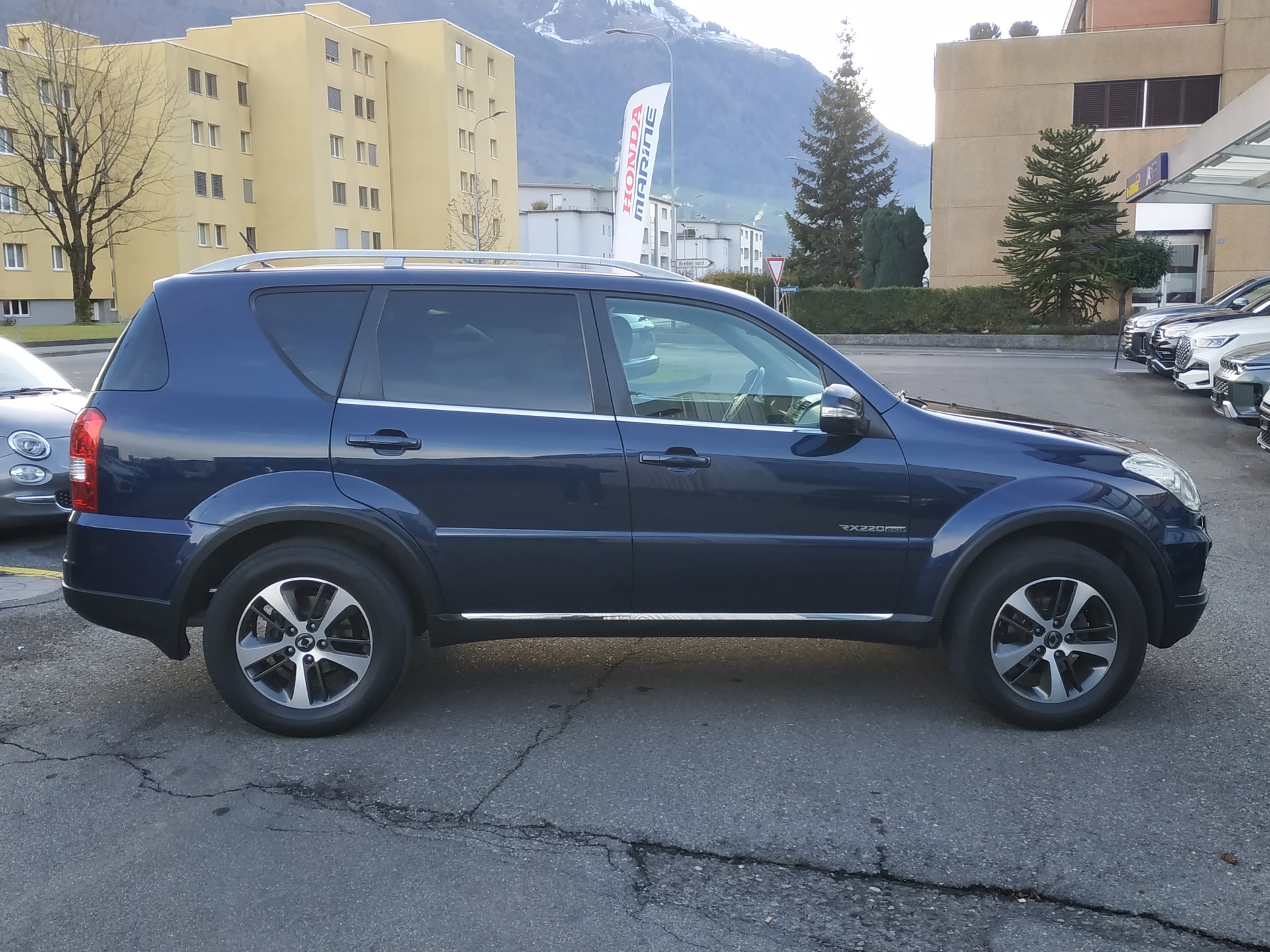 KGM-SsangYong Rexton RX220 e-XDi Quartz 4WD Automatic-image-4