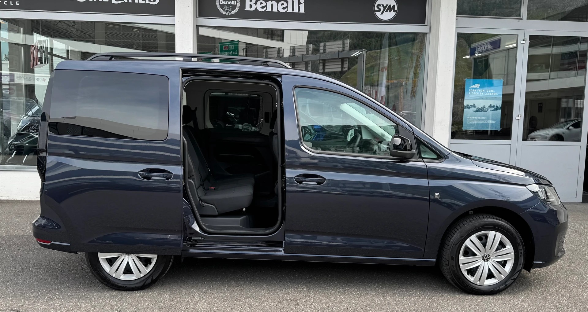 VW Caddy 2.0 TDI 4Motion-image-2