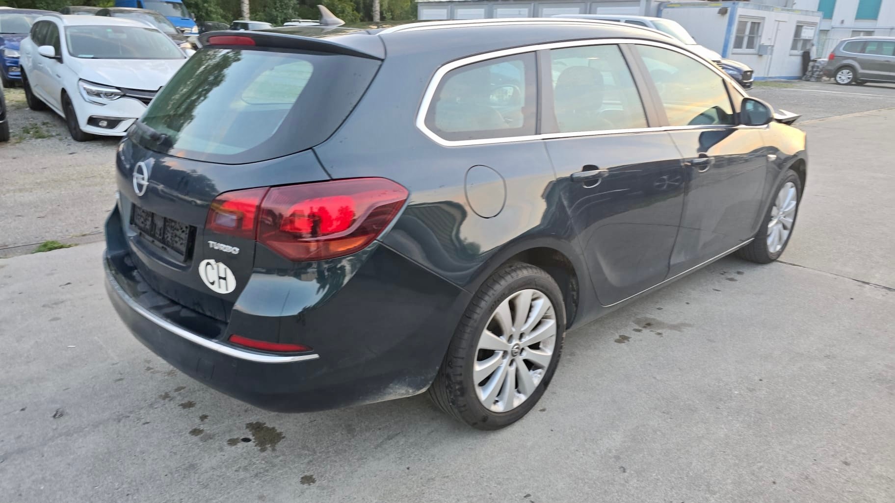 OPEL Astra SportsTourer 1.4i 16V Turbo Sport-image-2