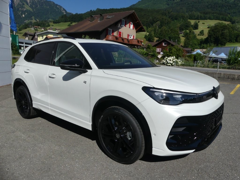 VW Tiguan 2.0 TSI DSG R-Line 4Motion-image-4