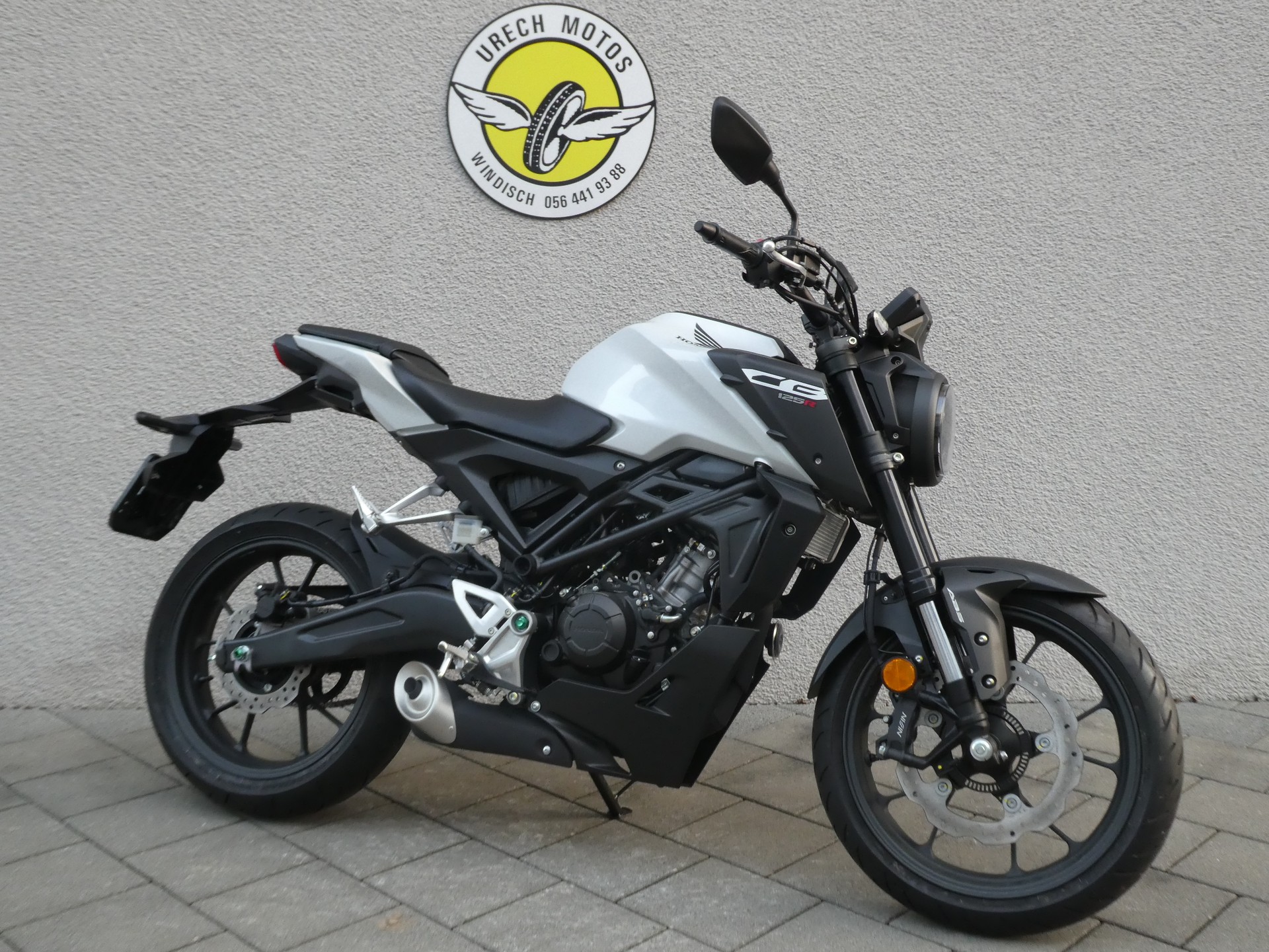 HONDA CB 125 R-showroom-element-1