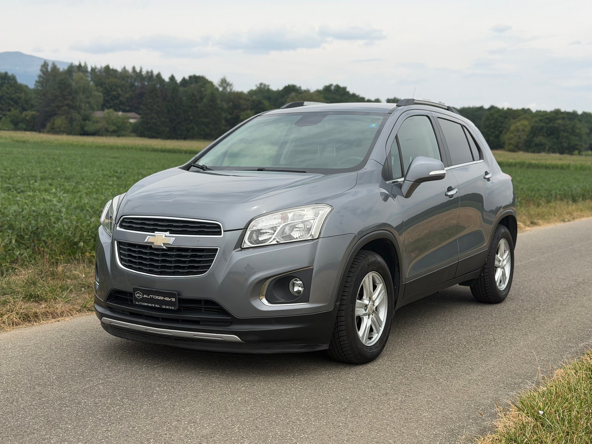 CHEVROLET Trax 1.7 VCDi LT 4WD-image-2