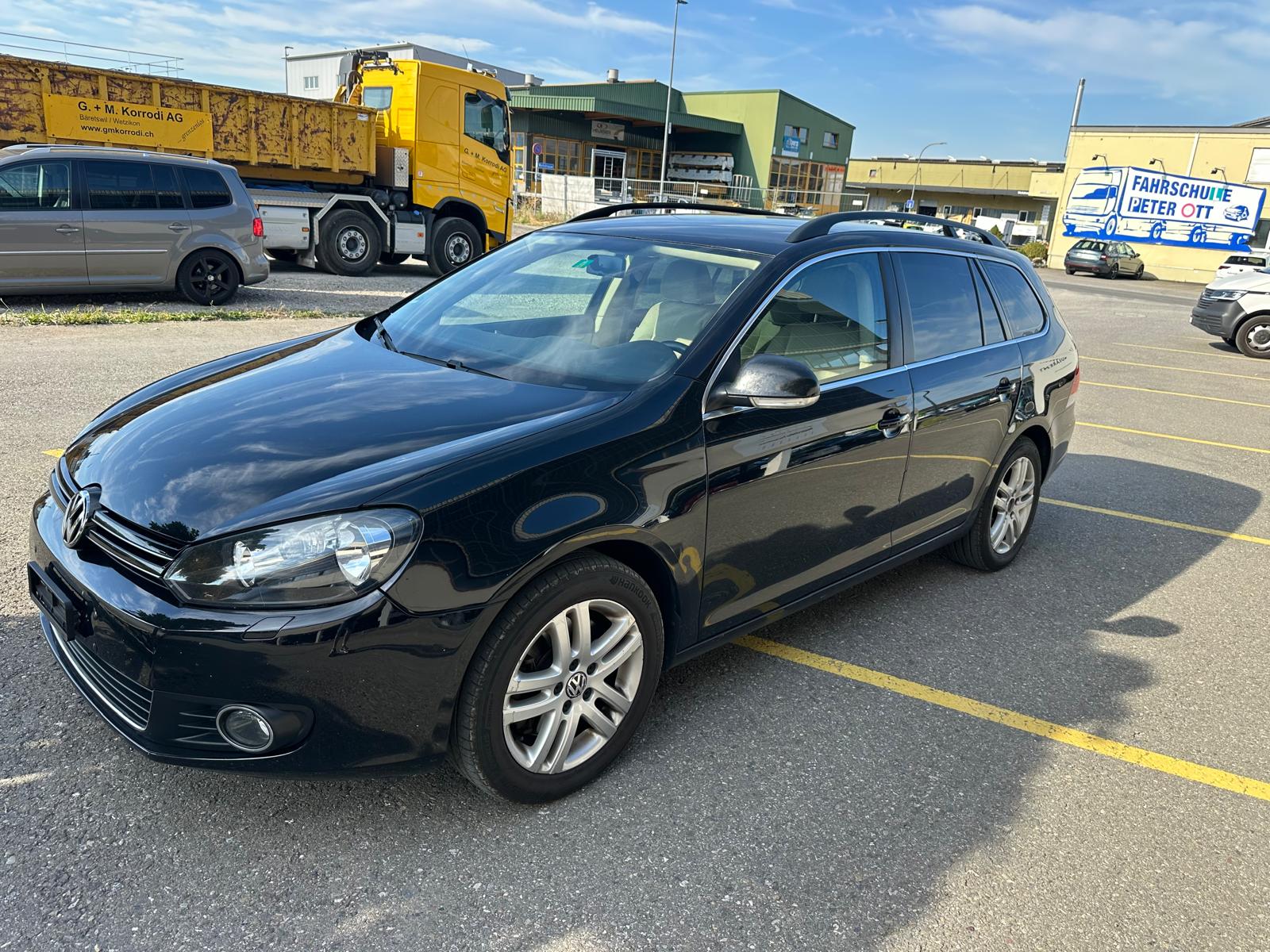 VW Golf Variant 2.0 TDI Comfortline-image-1