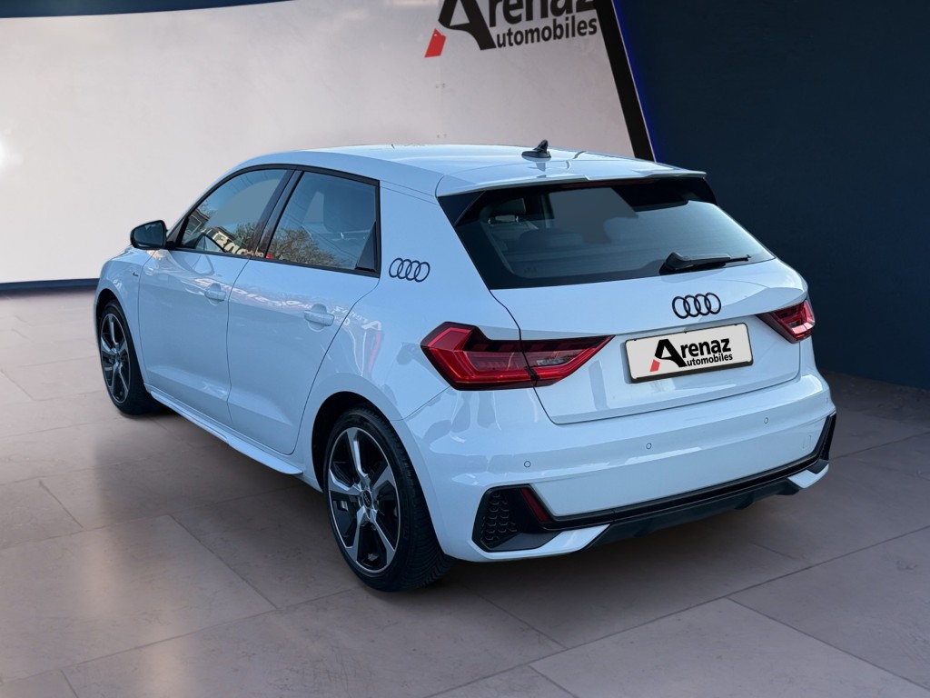 AUDI A1 Sportback 30 TFSI Attraction S-tronic-image-2