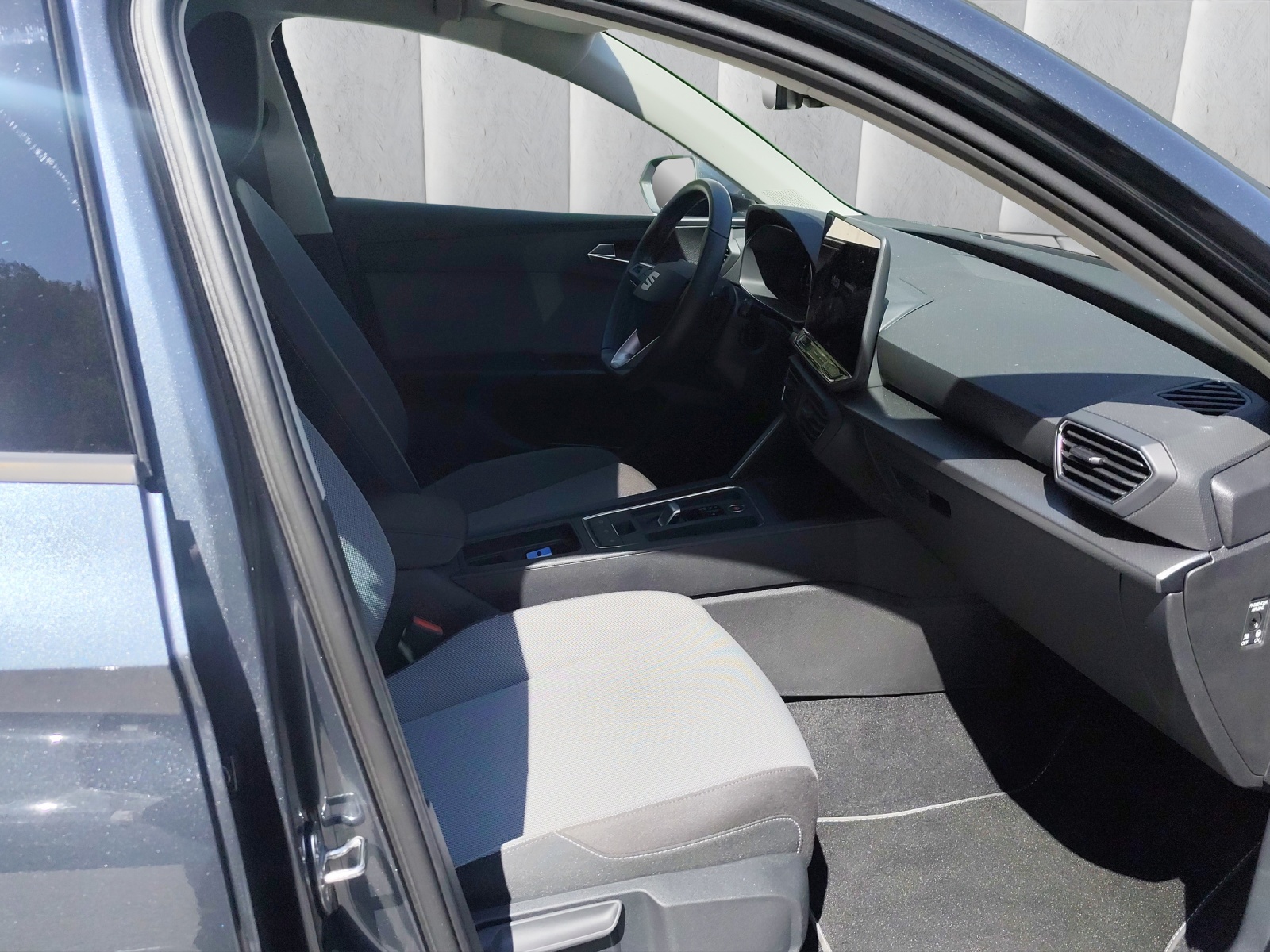 SEAT Leon ST 2.0 TDI EVO DSG Business Edition-image-8