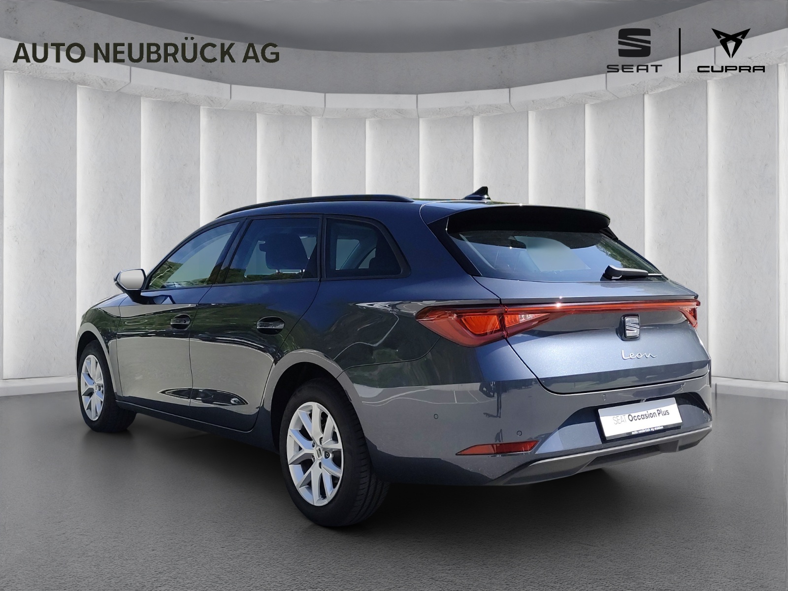 SEAT Leon ST 2.0 TDI EVO DSG Business Edition-showroom-element-1