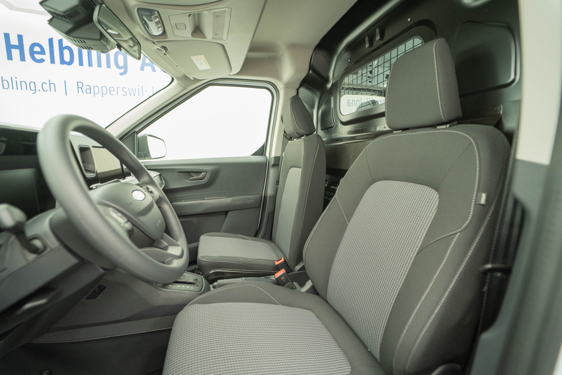 FORD Transit Courier Van 1.0 EcoBoost Trend-image-9