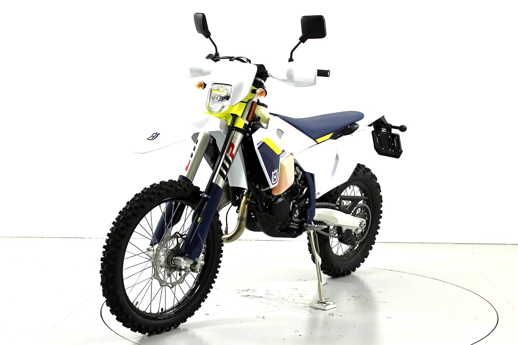 HUSQVARNA TE 300i 2t-showroom-element-2