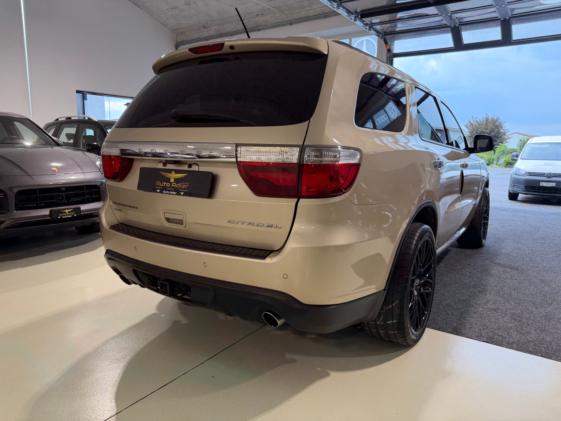 DODGE Durango 5.7 V8 HEMI Citadel-image-4
