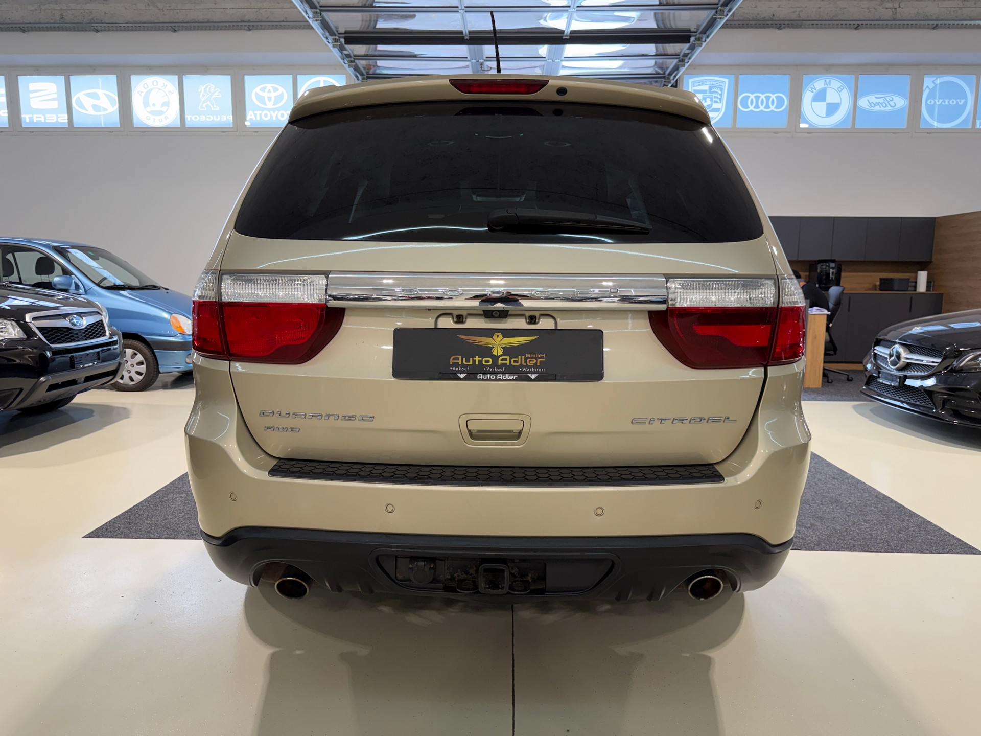 DODGE Durango 5.7 V8 HEMI Citadel-image-3
