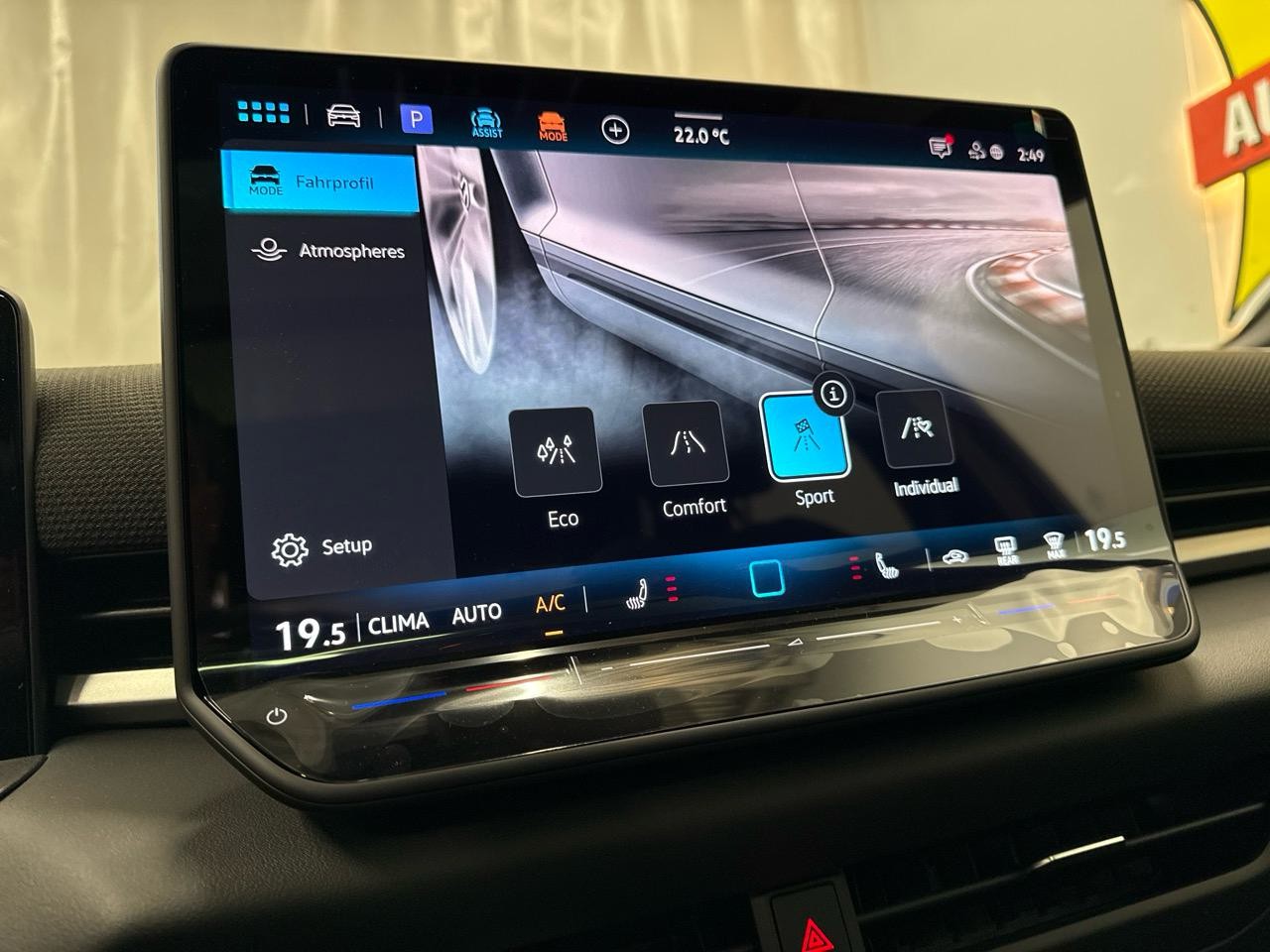 VW T-Roc 1.5 eTSI mHEV R-Line DSG-image-9
