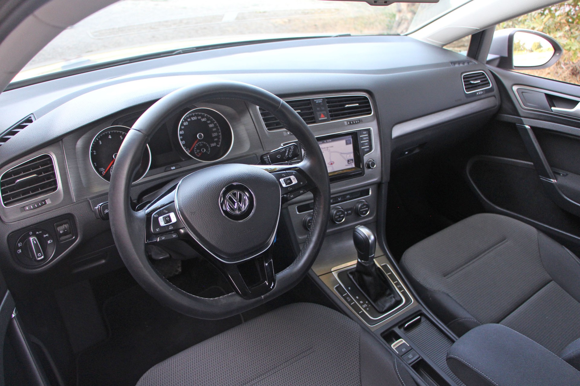 VW Golf 1.2 TSI Comfortline DSG-image-6