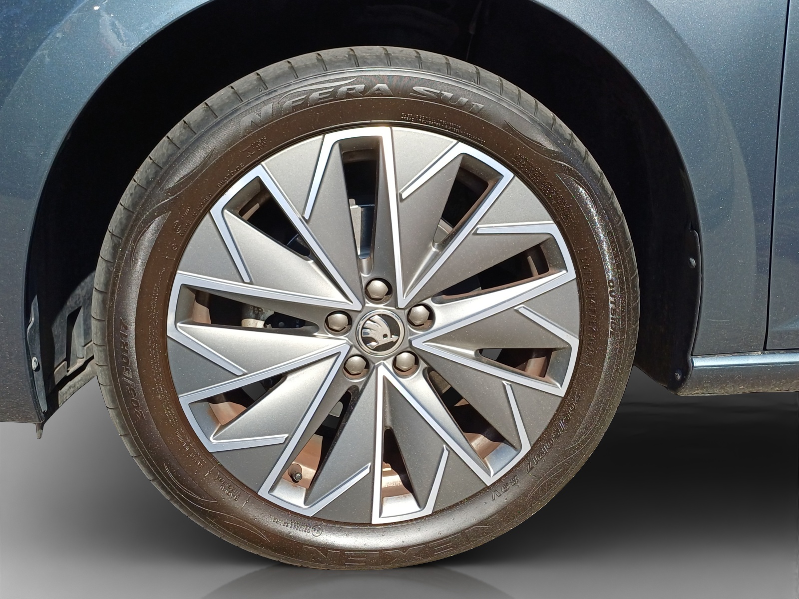 SKODA Scala 1.5 TSI ACT Ambition DSG-image-14