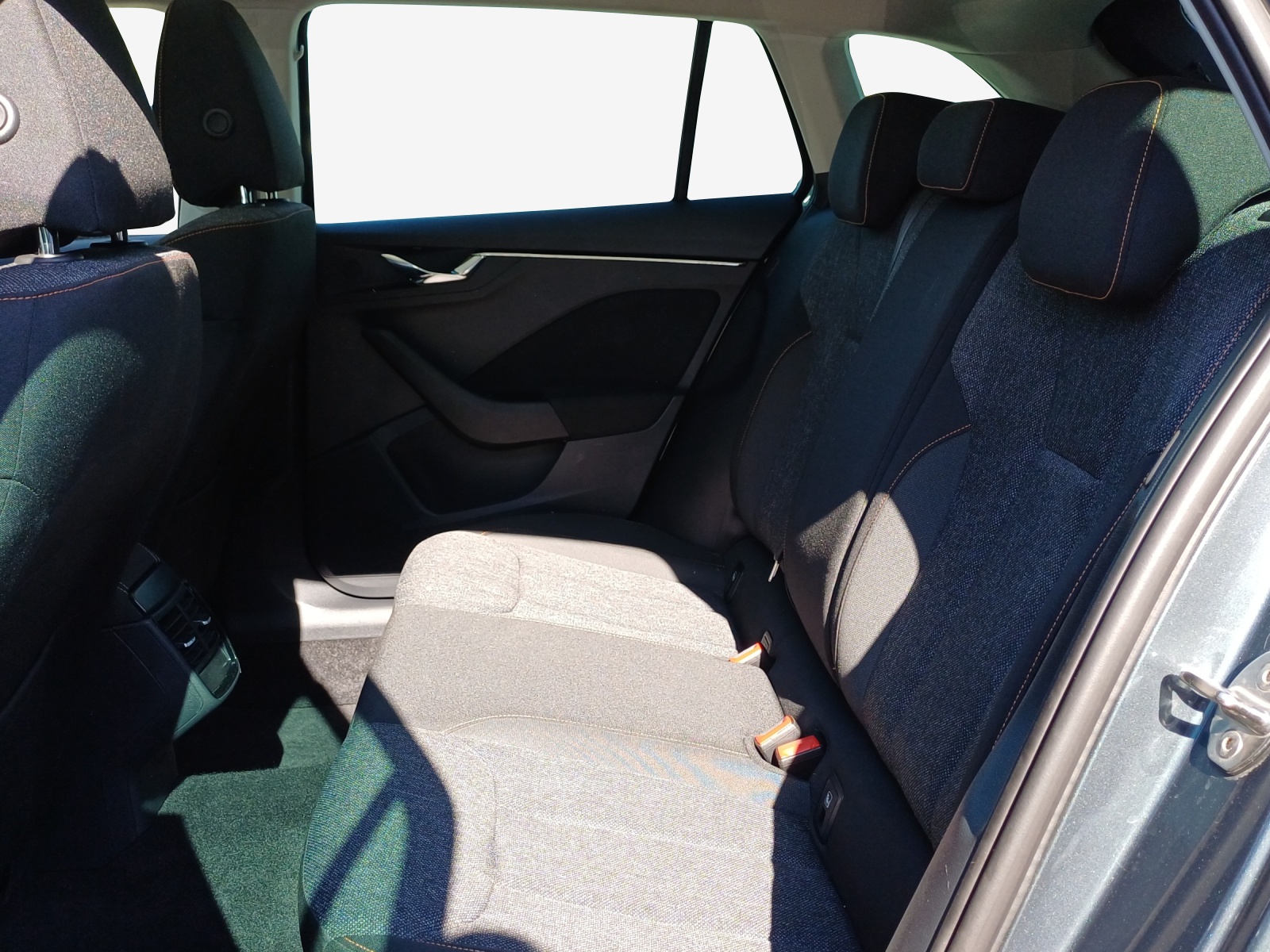 SKODA Scala 1.5 TSI ACT Ambition DSG-image-11
