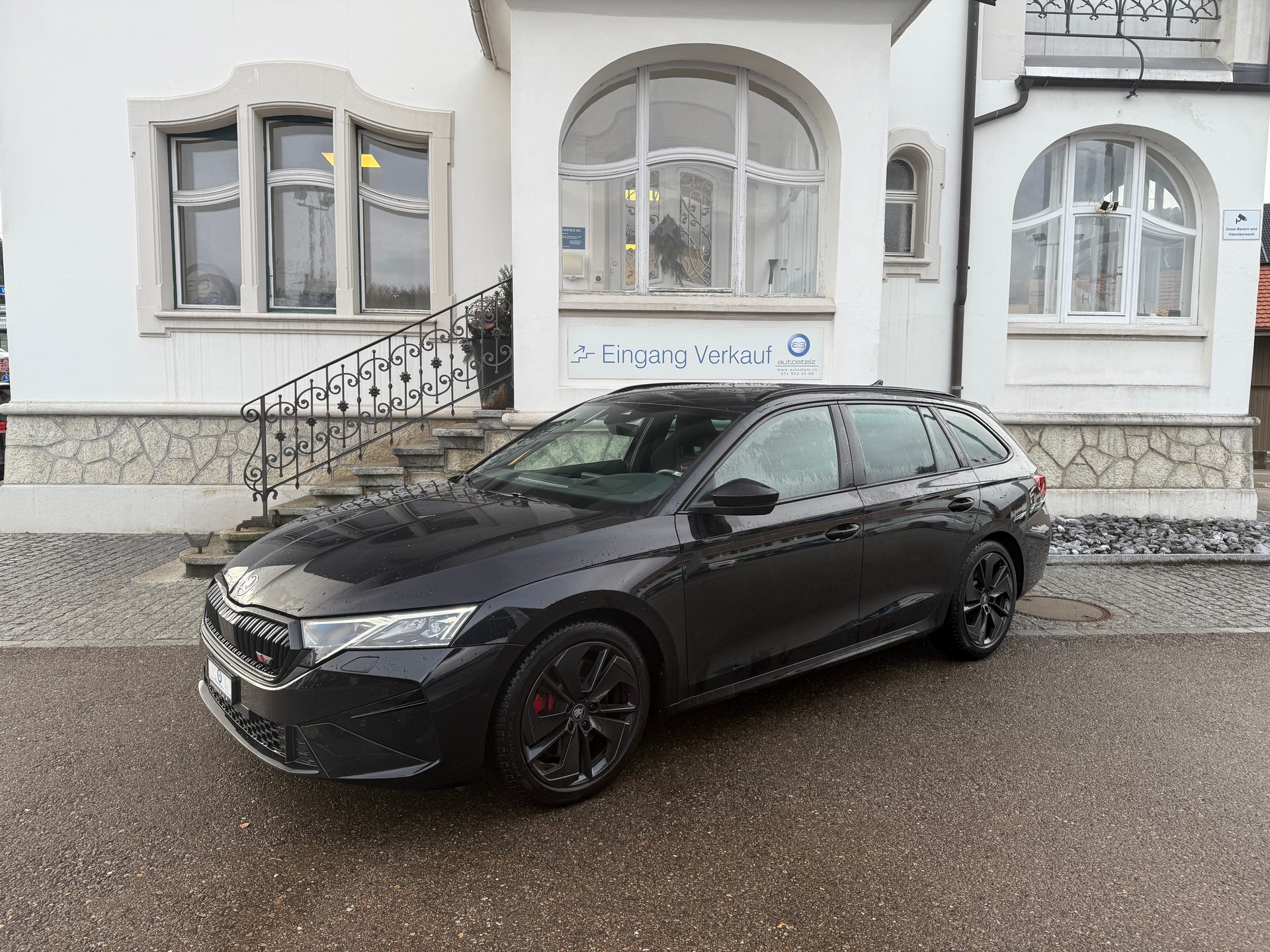 SKODA Octavia Combi 2.0 TSI RS DSG-image-0