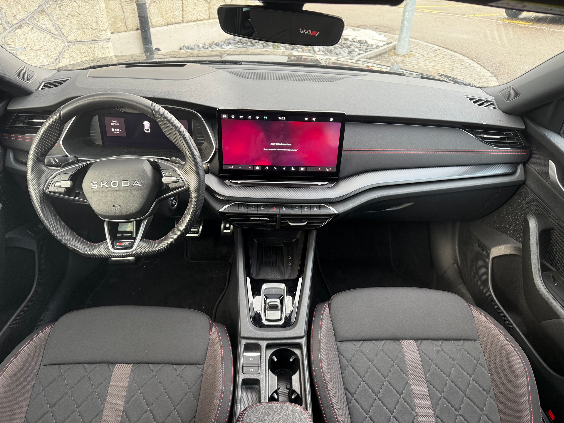 SKODA Octavia Combi 2.0 TSI RS DSG-image-11