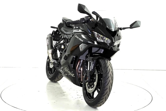 KAWASAKI Ninja ZX-4R SC-Project-showroom-element-1
