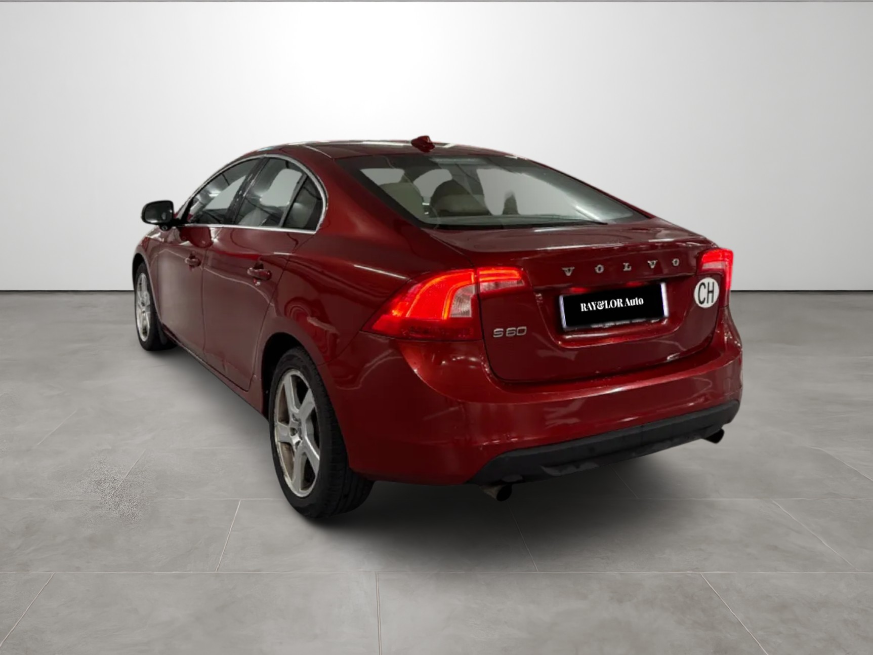 VOLVO S60 T4 Kinetic Powershift-image-5