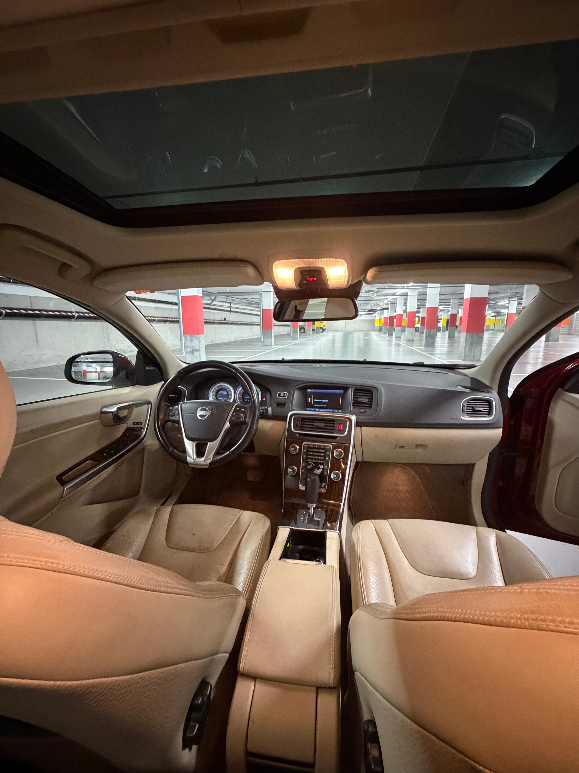 VOLVO S60 T4 Kinetic Powershift-image-12