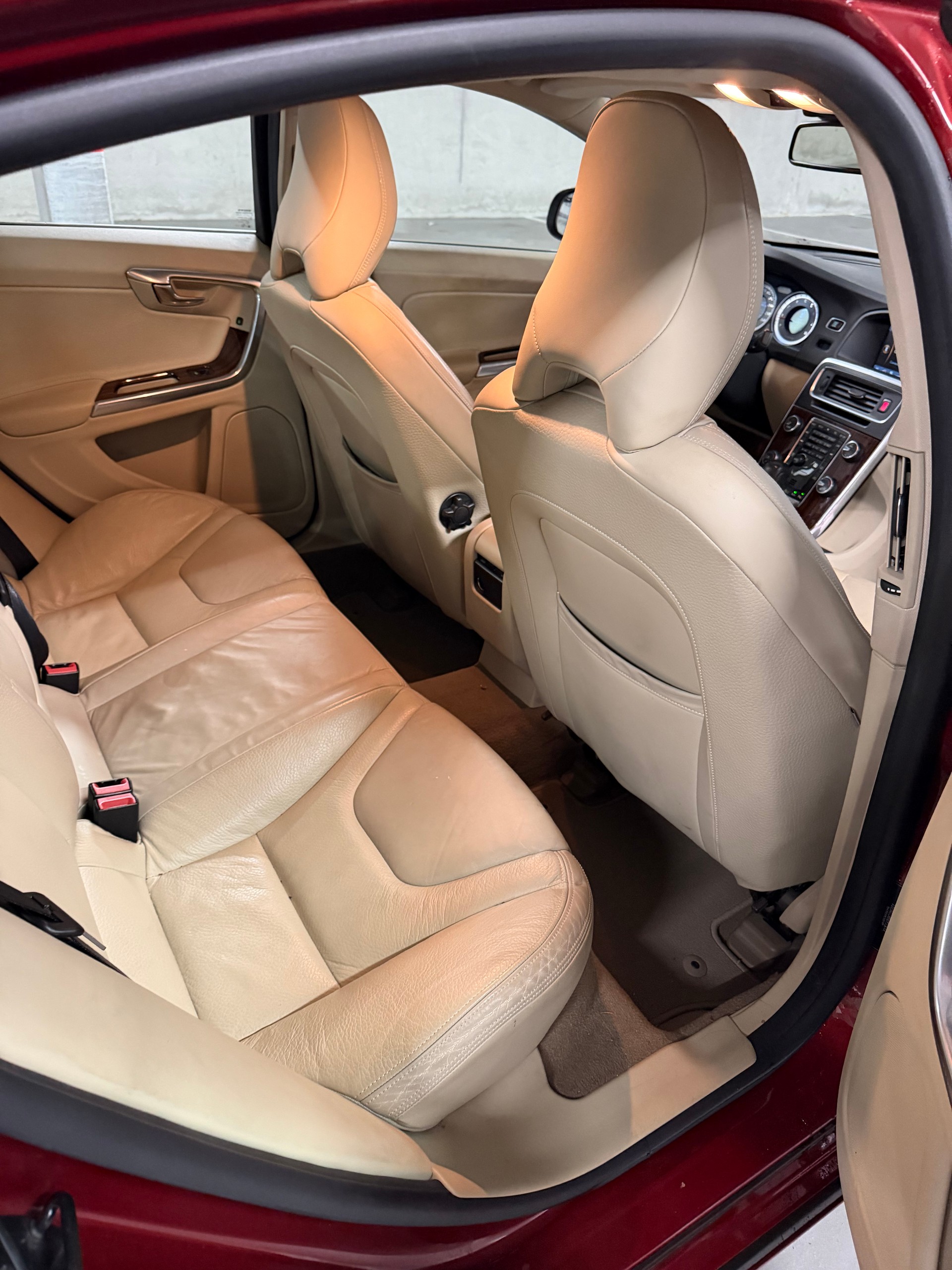 VOLVO S60 T4 Kinetic Powershift-image-10