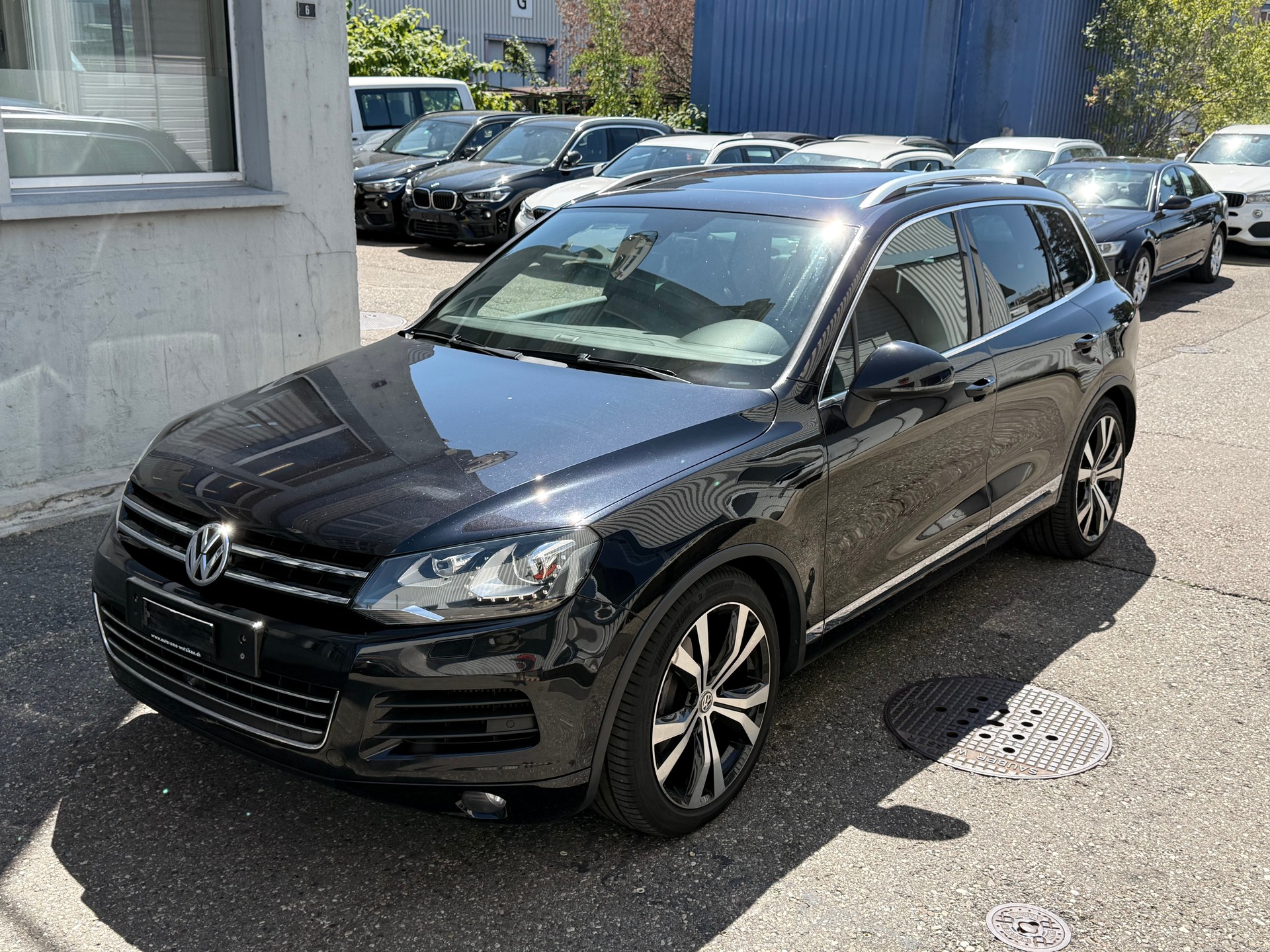 VW Touareg 3.0 TDI BMT Black Pearl Tiptronic-image-0