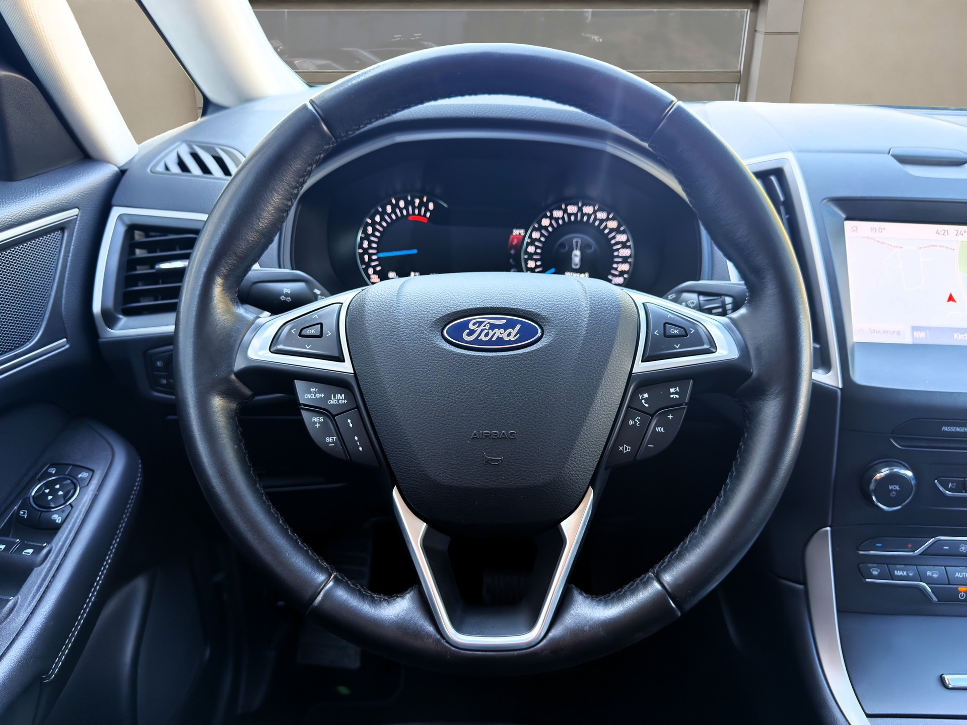 FORD Galaxy 2.5 FHEV Edition CVT ✅CH-Fahrzeug & 7 Sitzplätze und 8-fach bereift✅-image-12