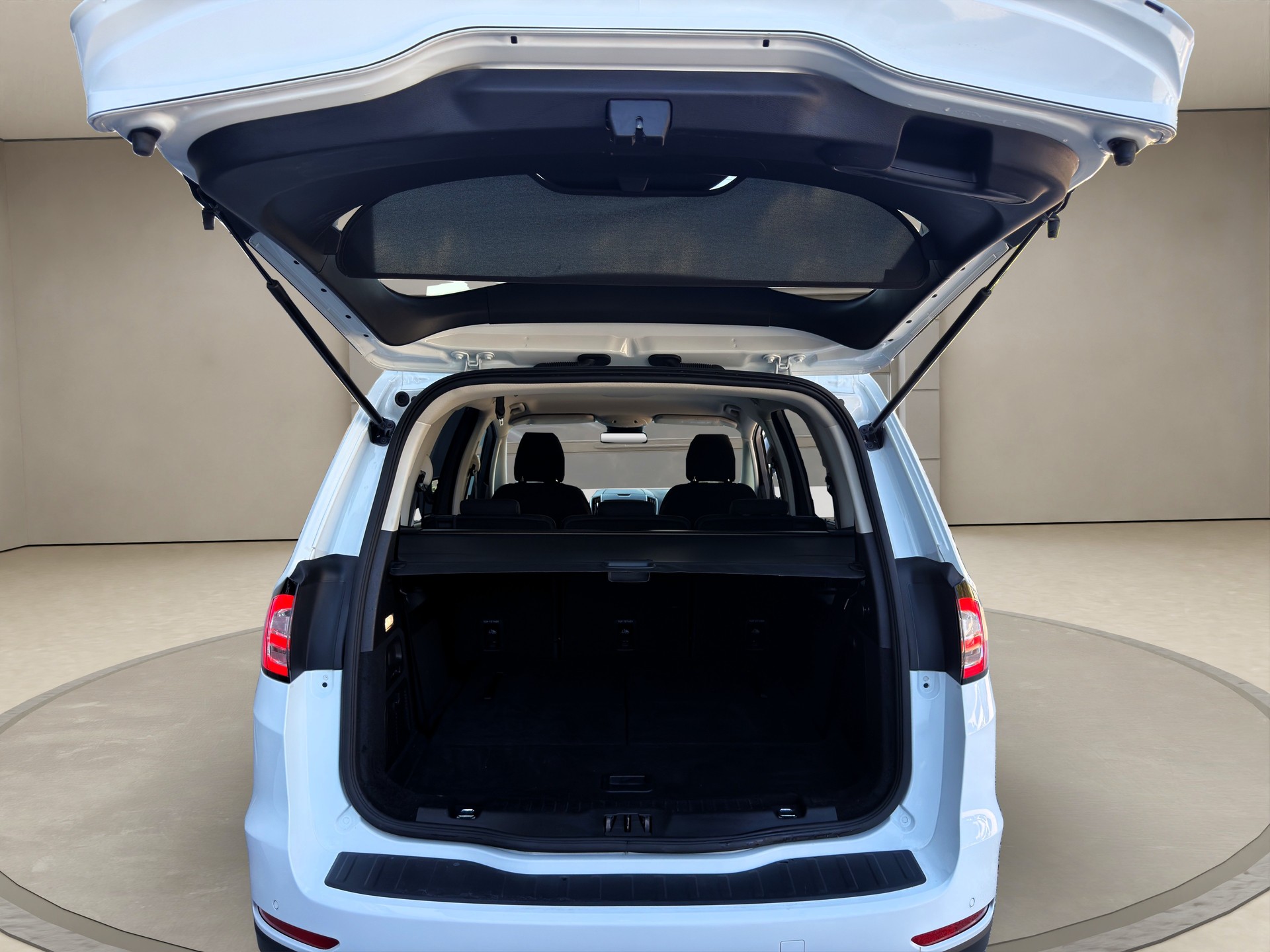 FORD Galaxy 2.5 FHEV Edition CVT ✅CH-Fahrzeug & 7 Sitzplätze und 8-fach bereift✅-image-13