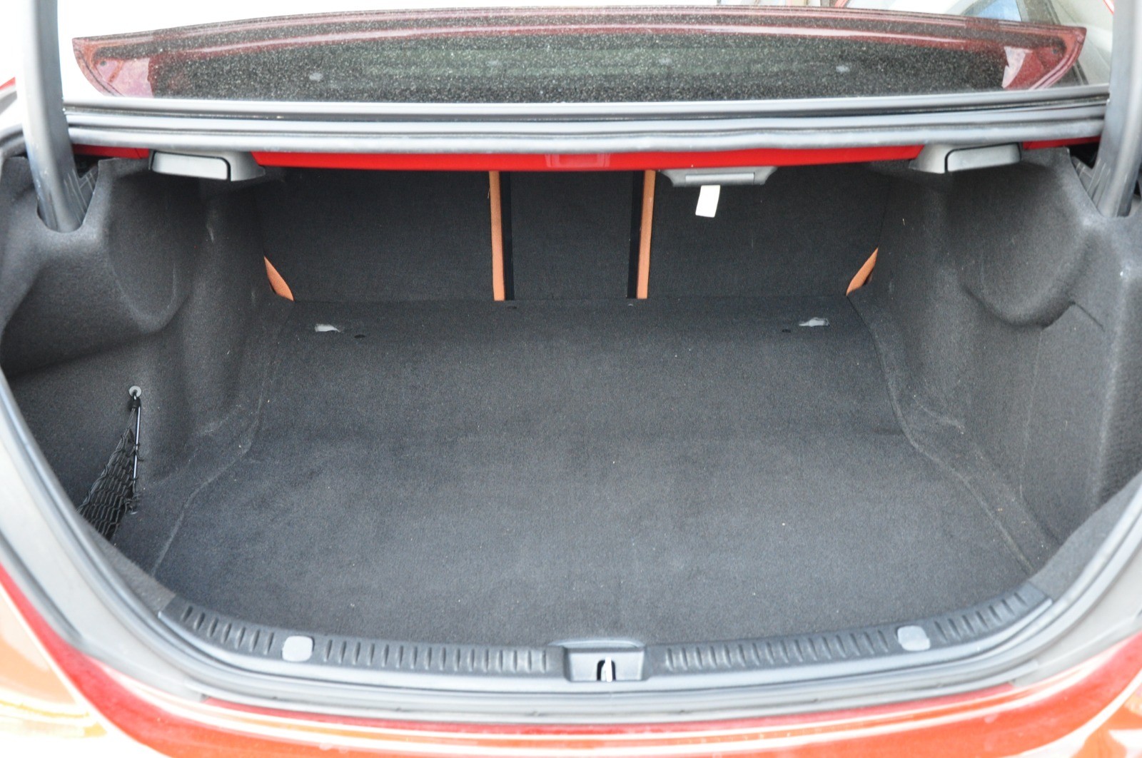 MERCEDES-BENZ E 200 AMG Line 4Matic 9G-Tronic-image-11