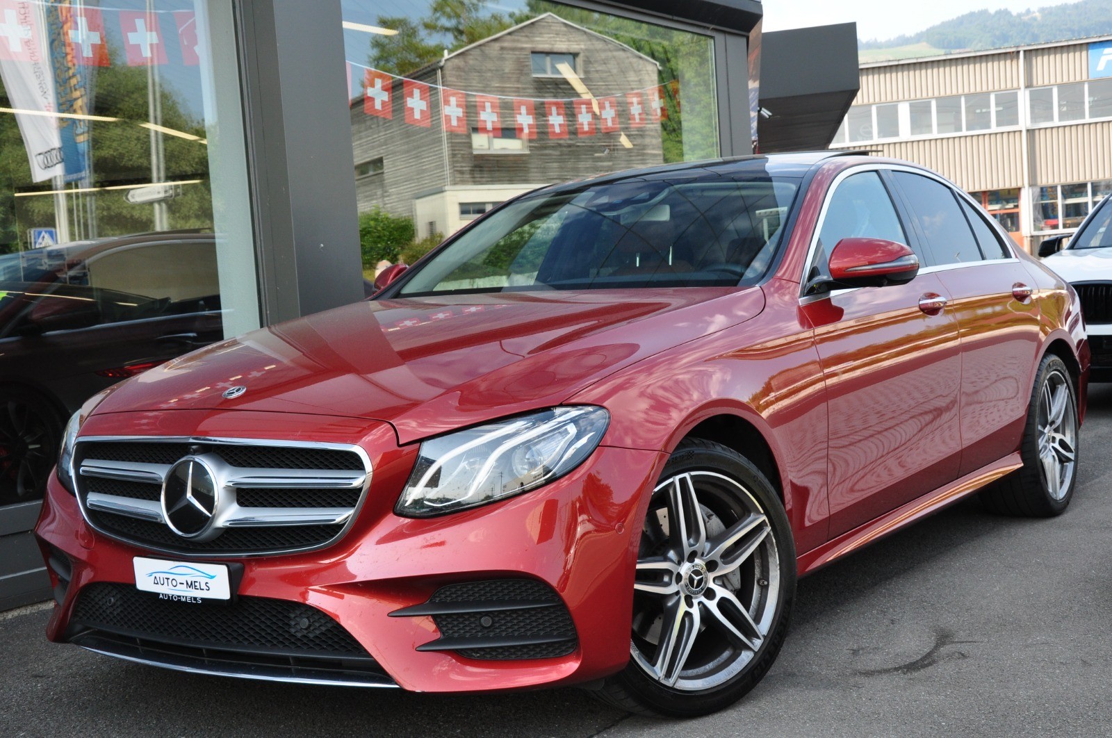MERCEDES-BENZ E 200 AMG Line 4Matic 9G-Tronic