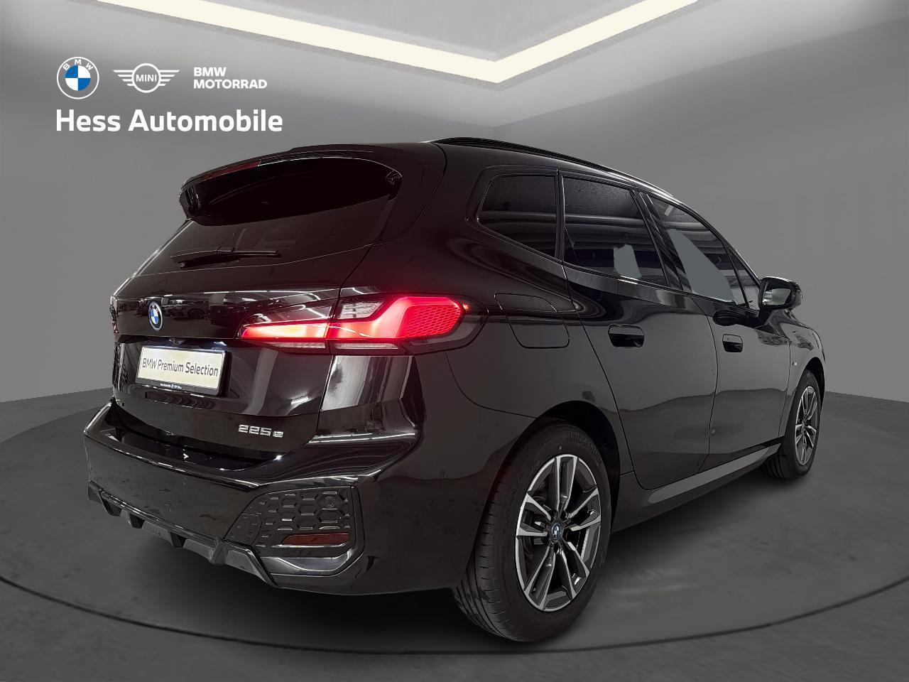 BMW 225e xDrive M Sport AT-showroom-element-2