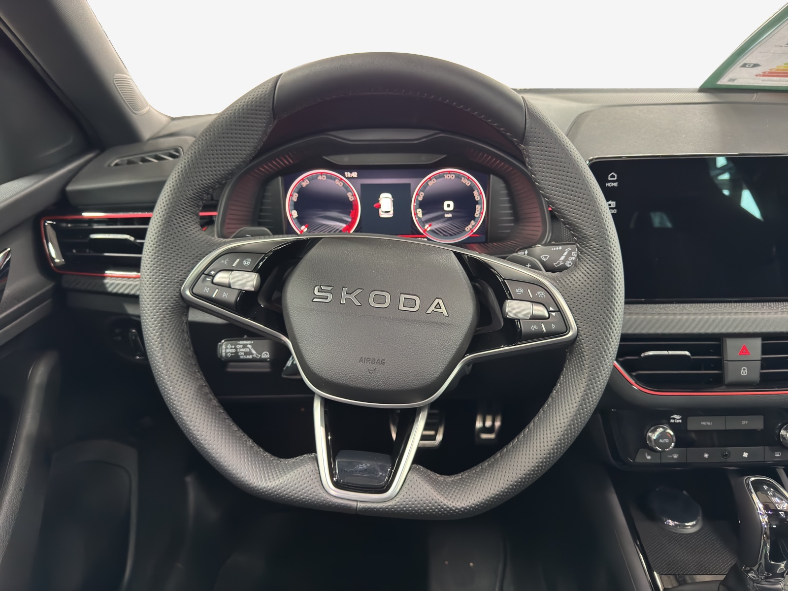 SKODA Kamiq Monte Carlo 1.0 TSI 115PS 7DSG-image-9