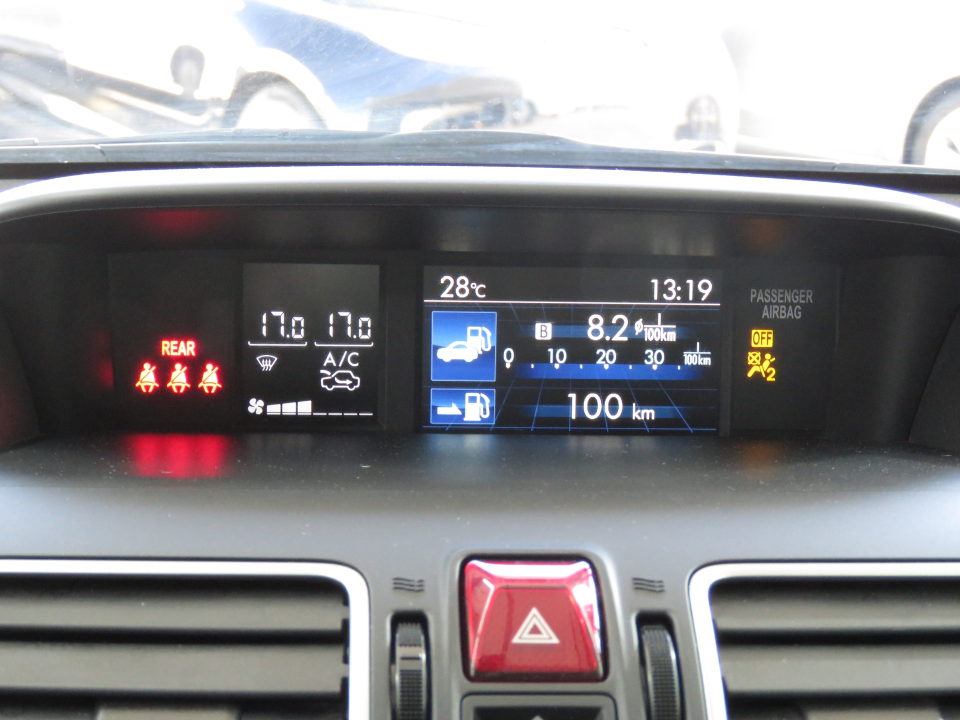 SUBARU XV 2.0 Swiss Two AWD CVT (Automat)-image-16